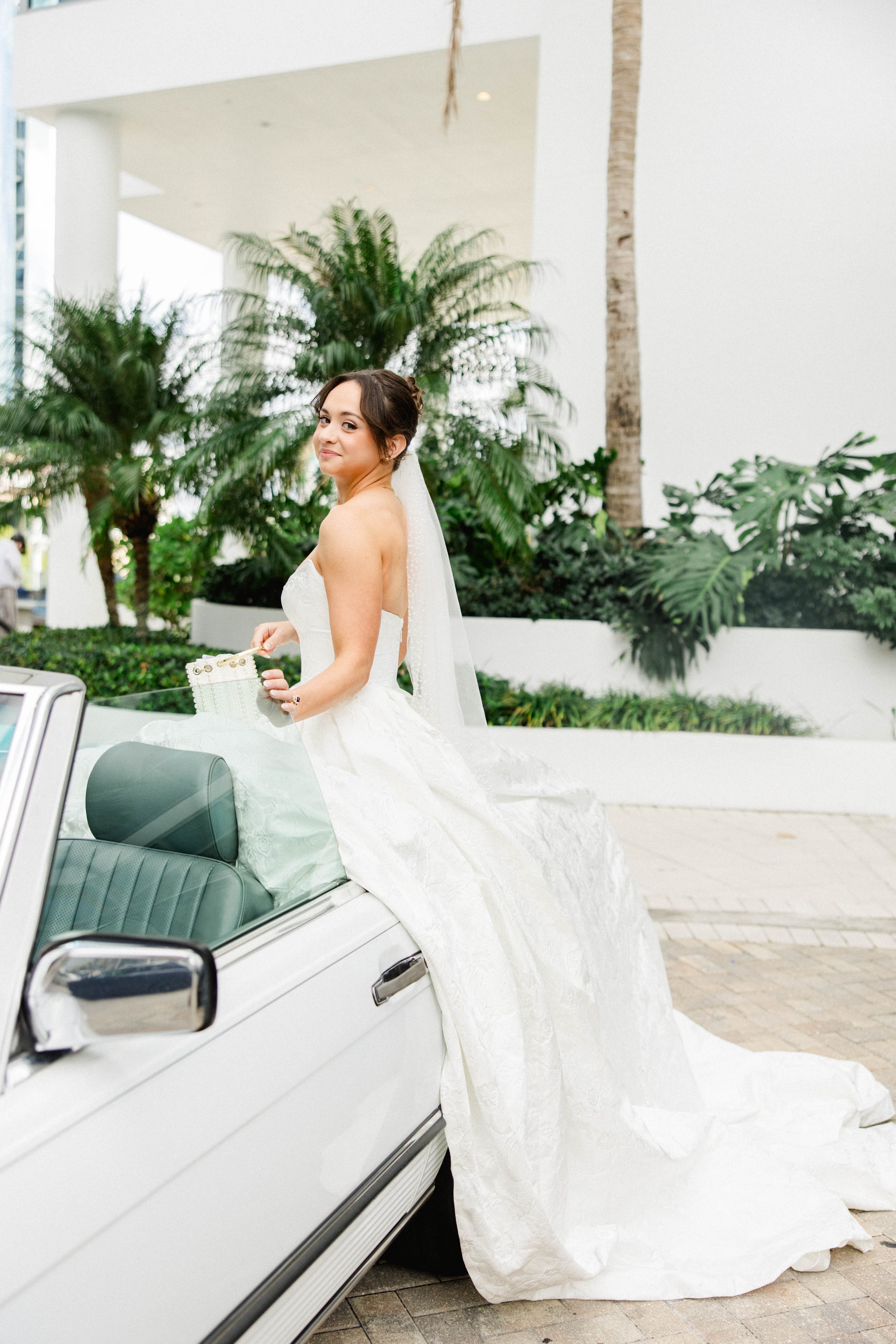 RinglingMuseumWeddingPhotographer©AilynLaTorrePhotography2025--30.jpg