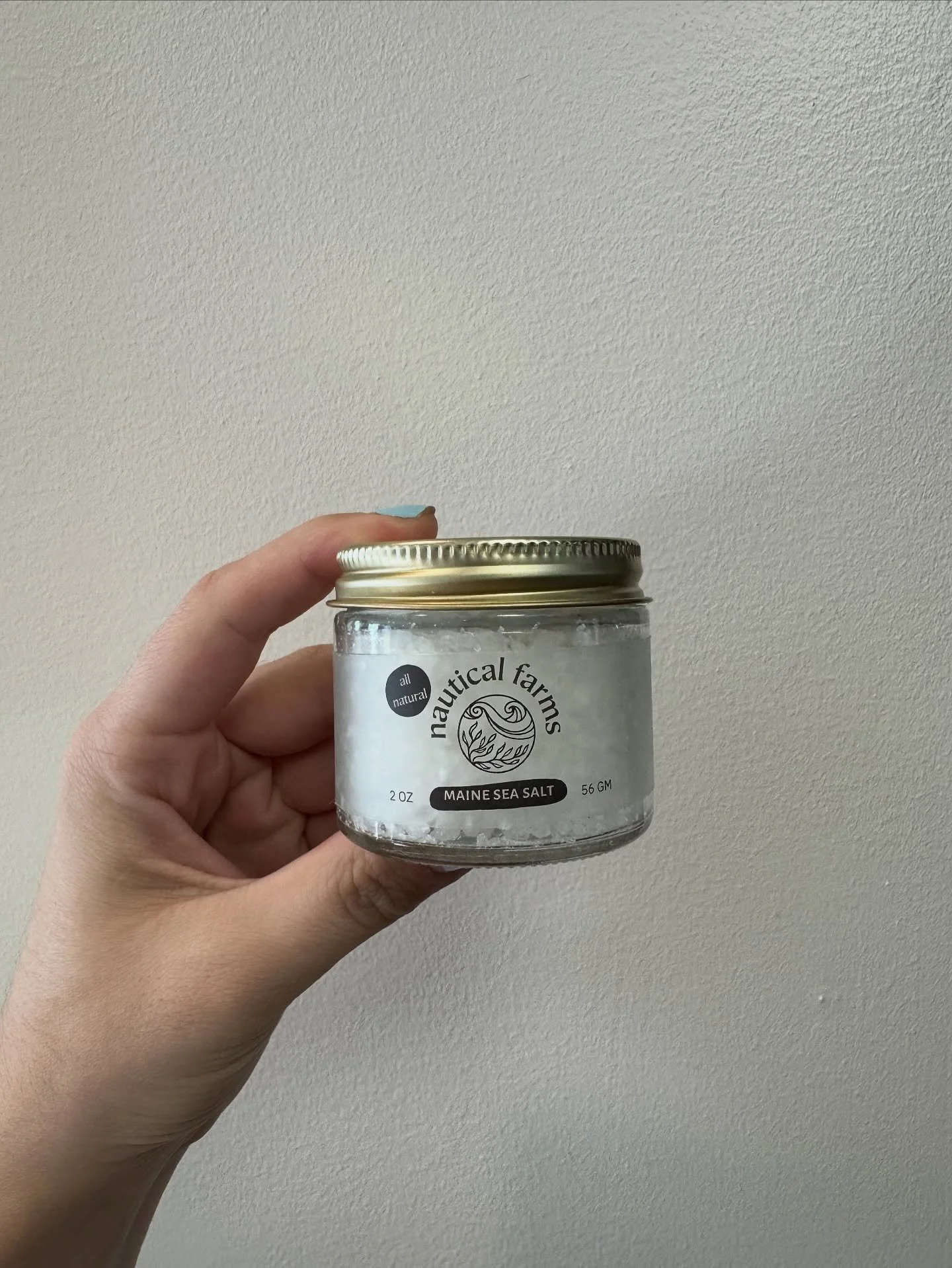 The perfect topper to cookies, brownies, or anything that just needs a lil salt. 🧂 sea salt from the coast of Maine🧡