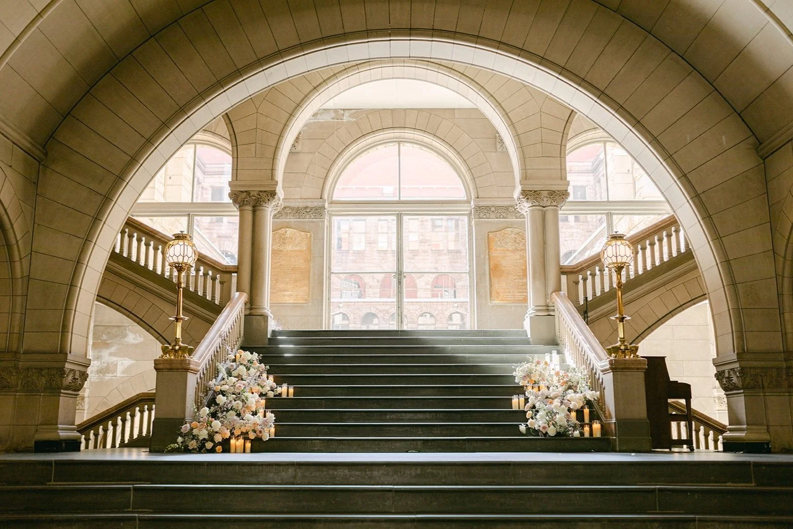 Interior floral design, photo by Meg Lee Photo