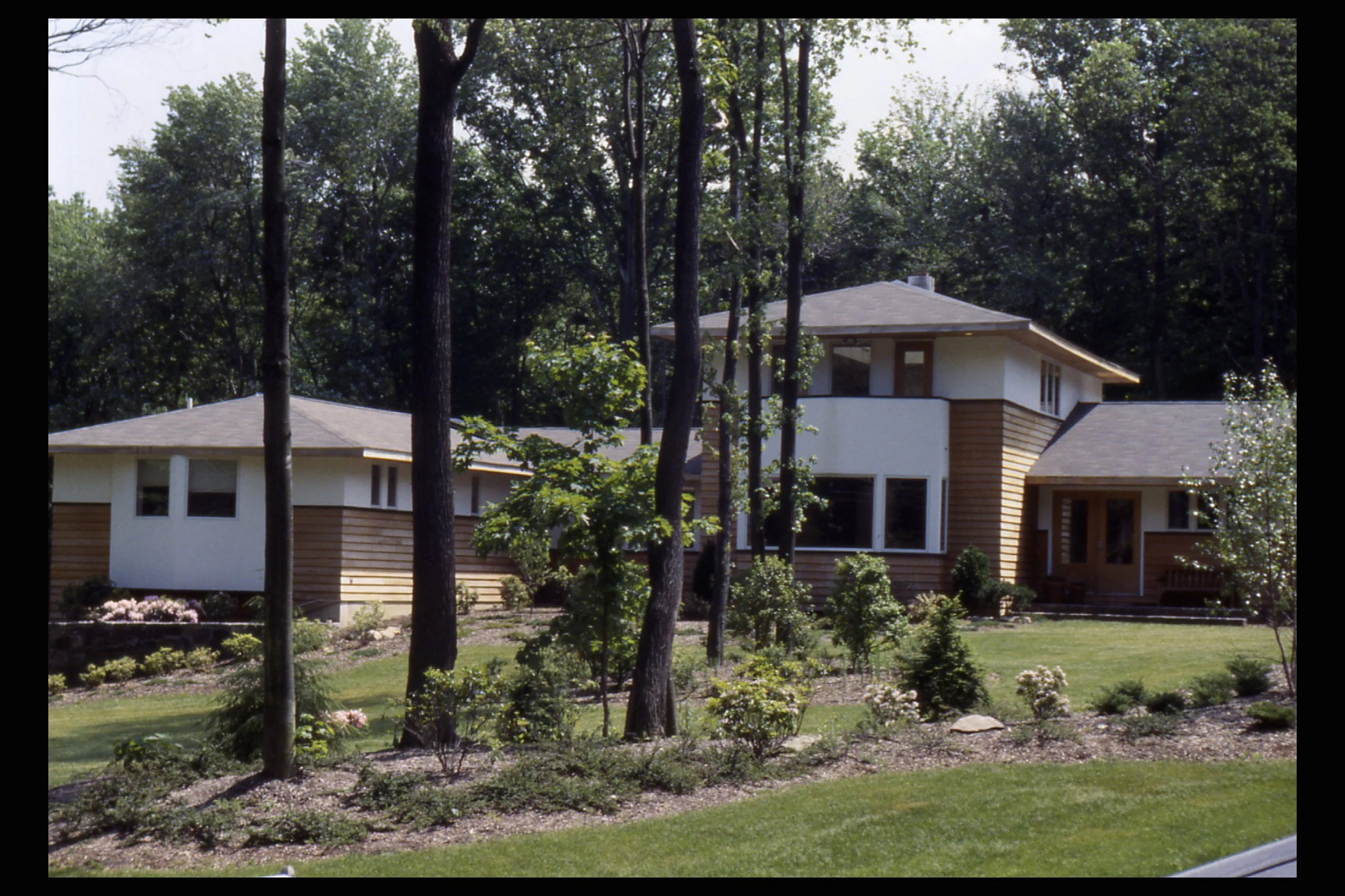 wdbgHouse.jpg