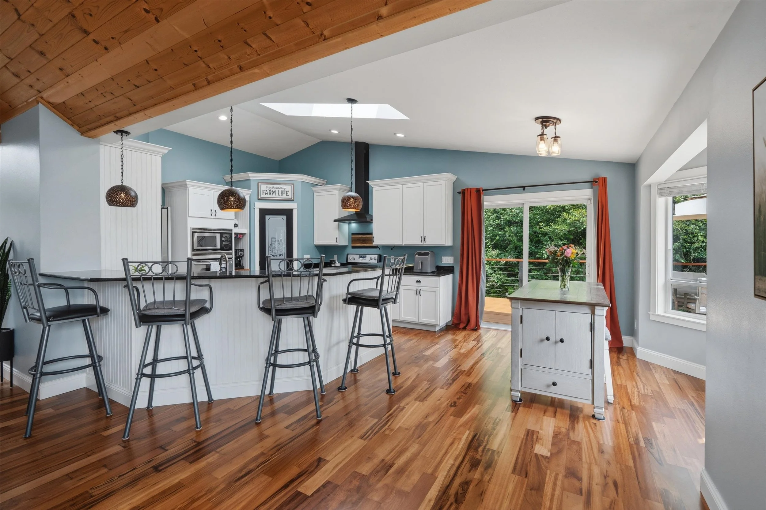 24-6317CrescentBeachRD-09208.jpg