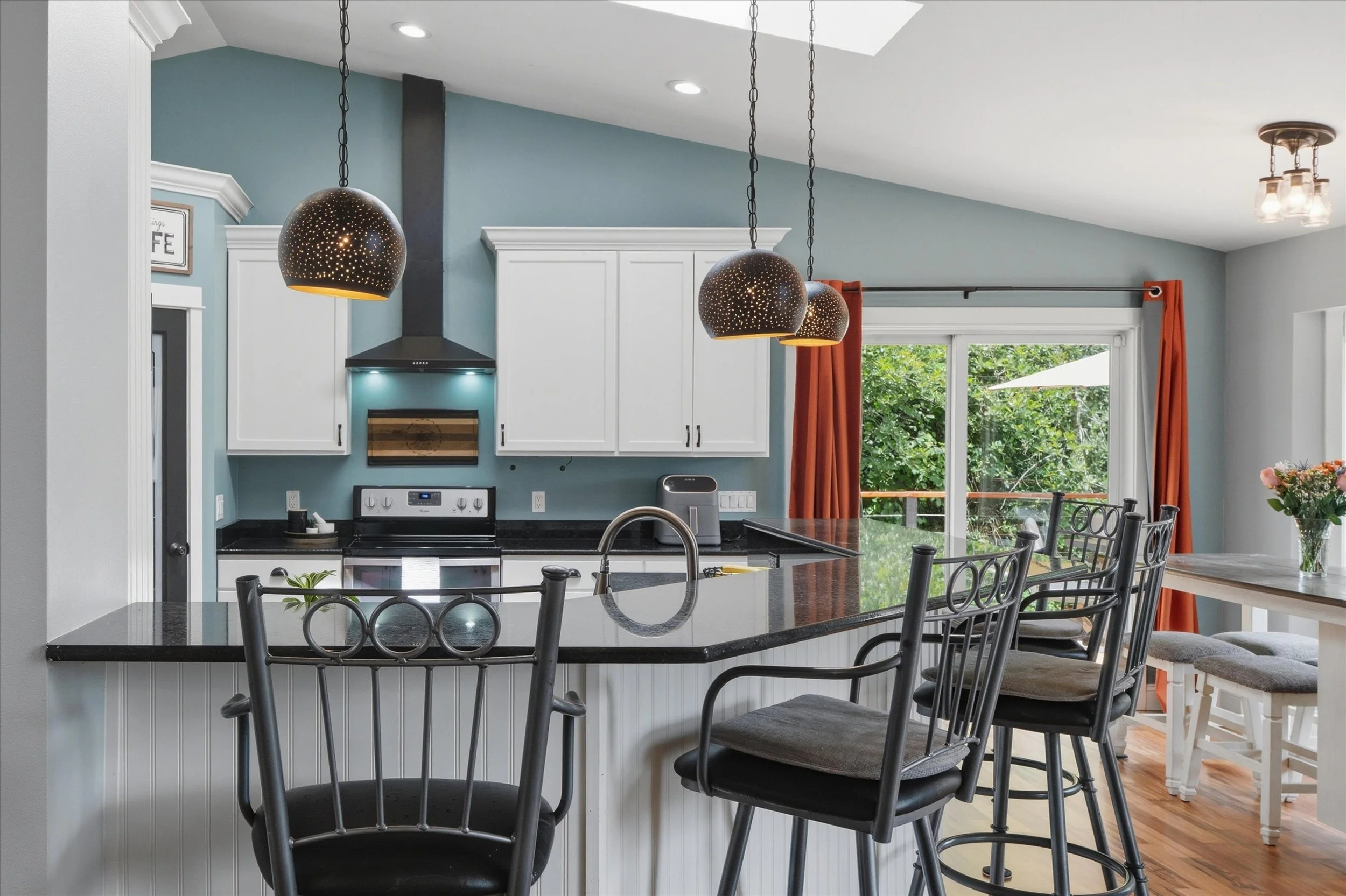 25-6317CrescentBeachRD-09241.jpg