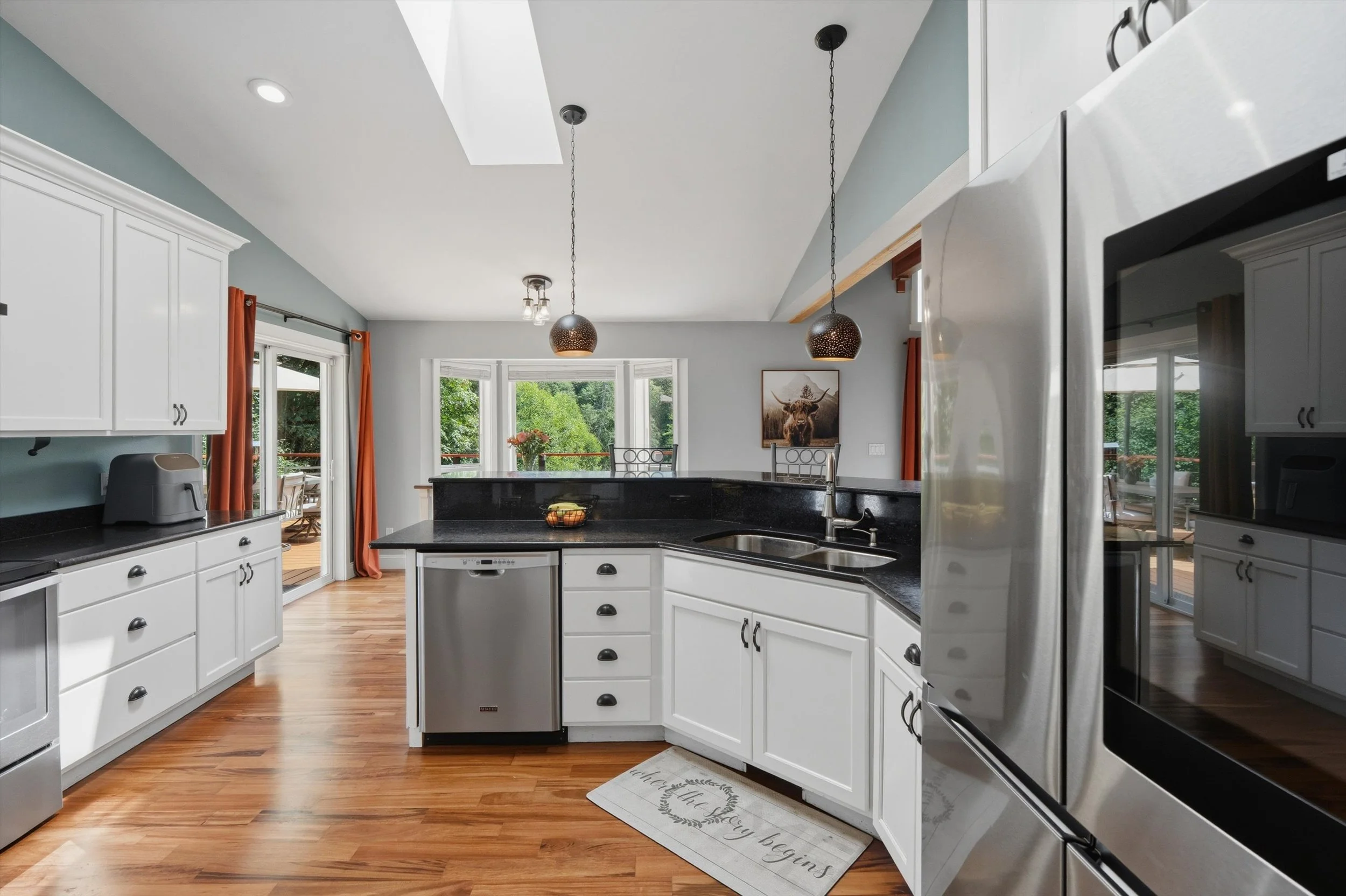 32-6317CrescentBeachRD-09250.jpg
