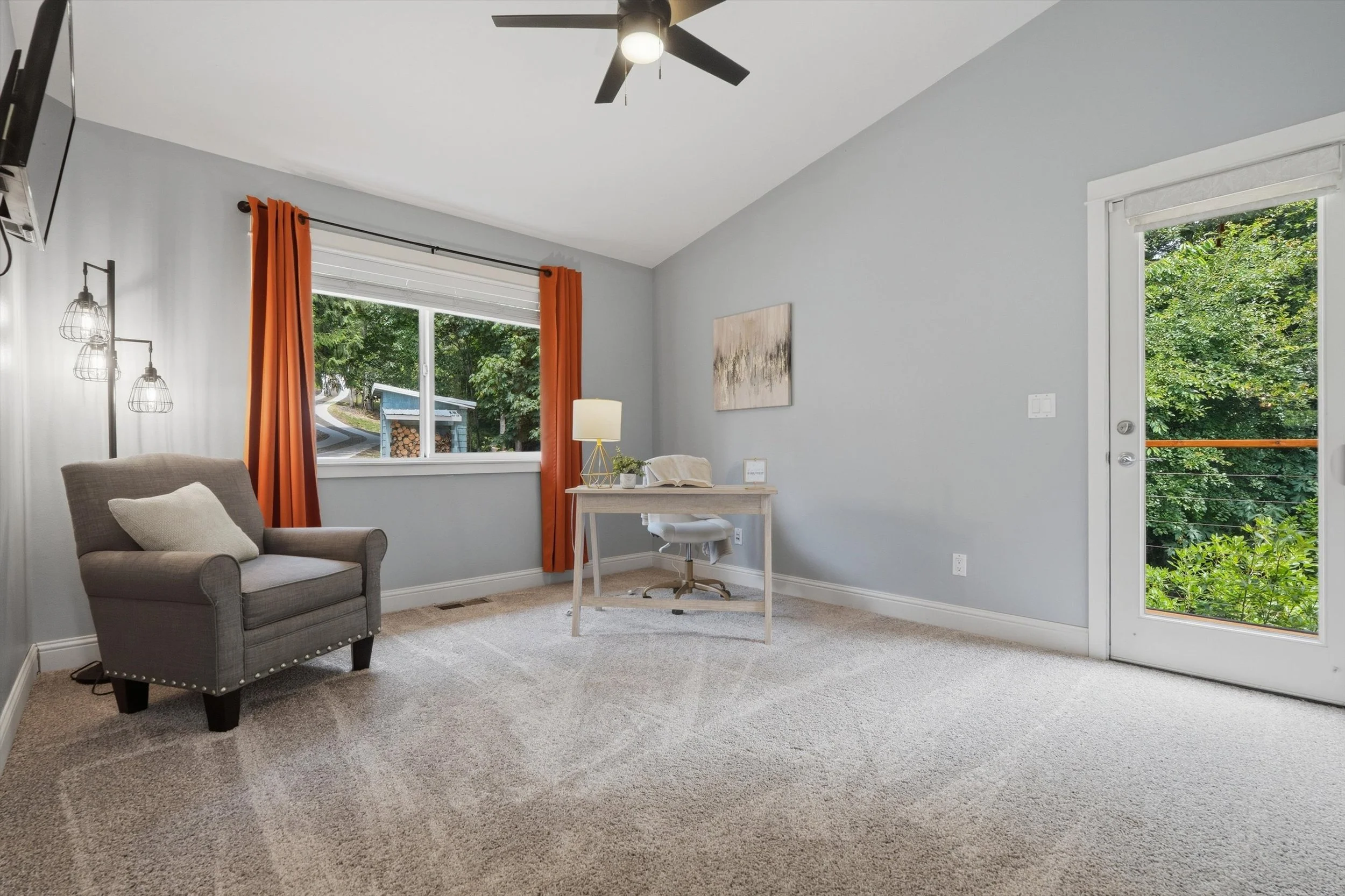 36-6317CrescentBeachRD-09130.jpg