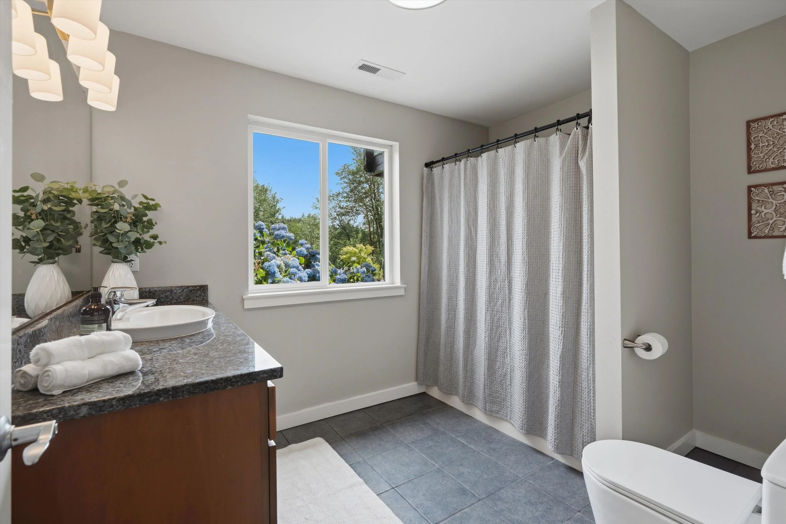 57-6317CrescentBeachRD-09406.jpg