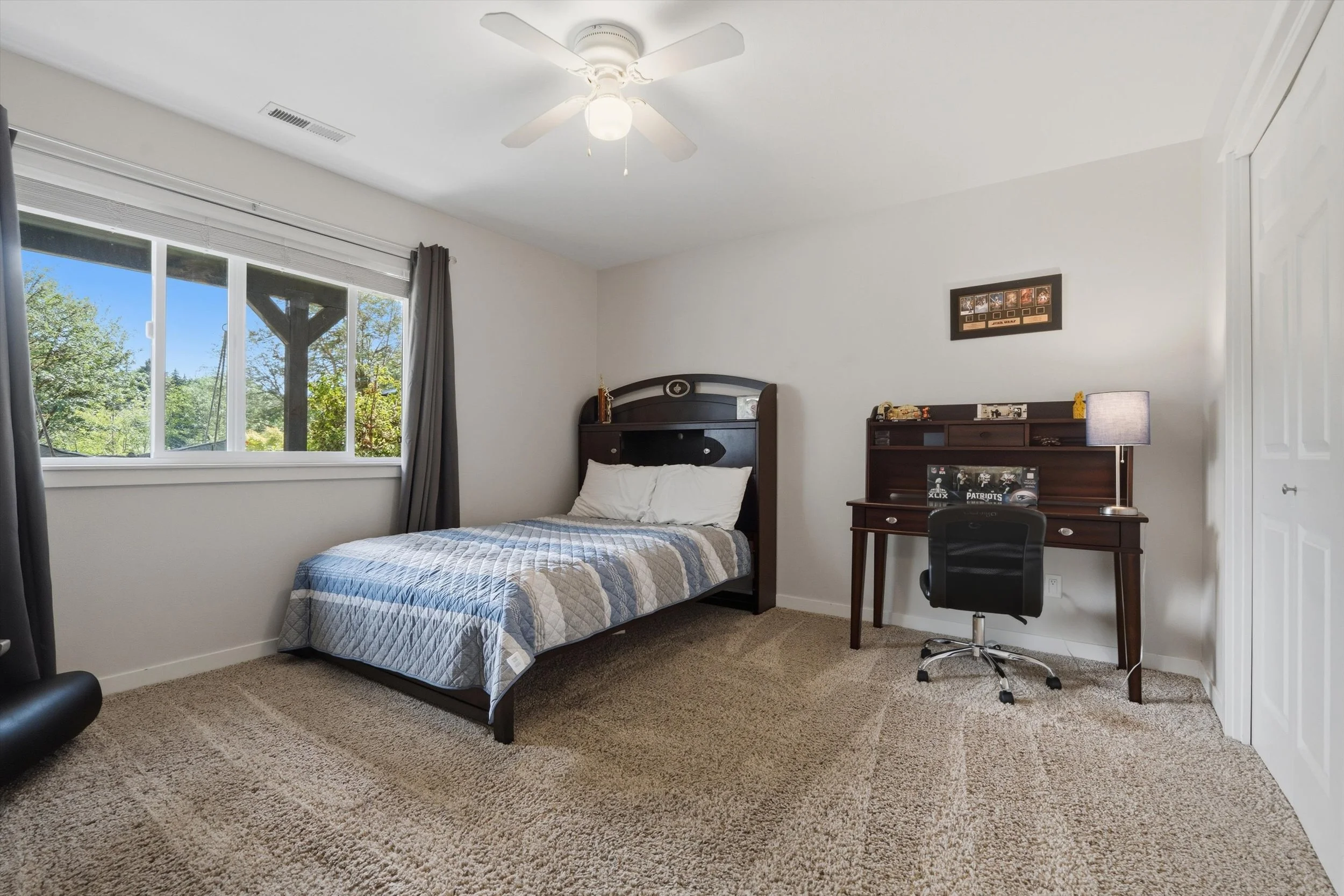 61-6317CrescentBeachRD-09424.jpg