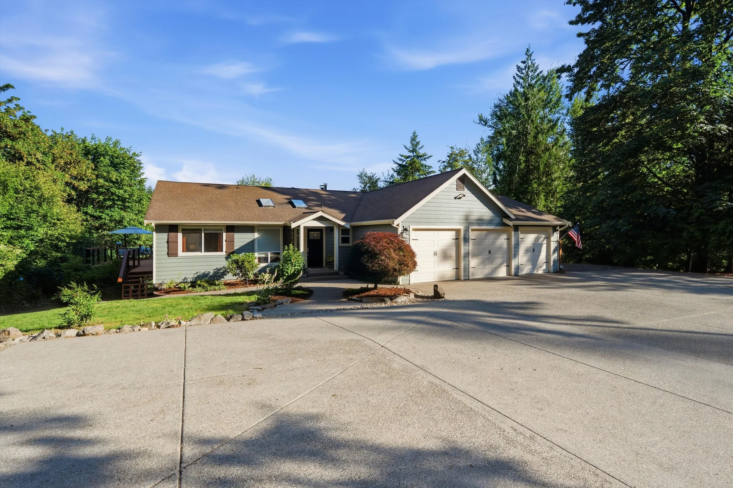 03-6317CrescentBeachRD-09547.jpg