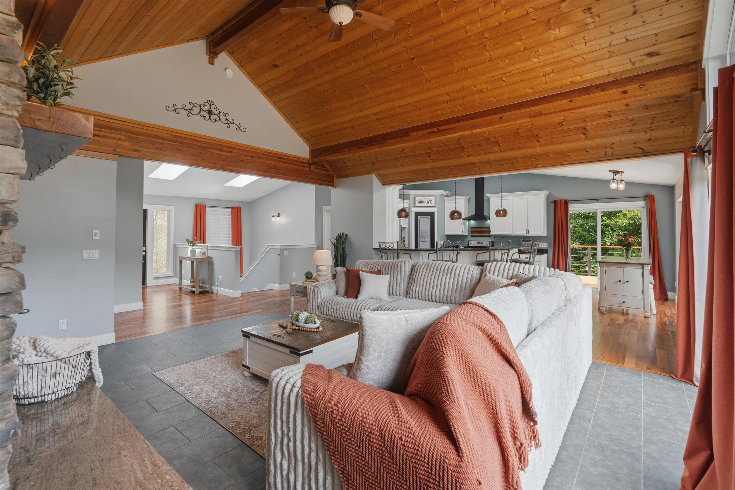 12-6317CrescentBeachRD-09238.jpg