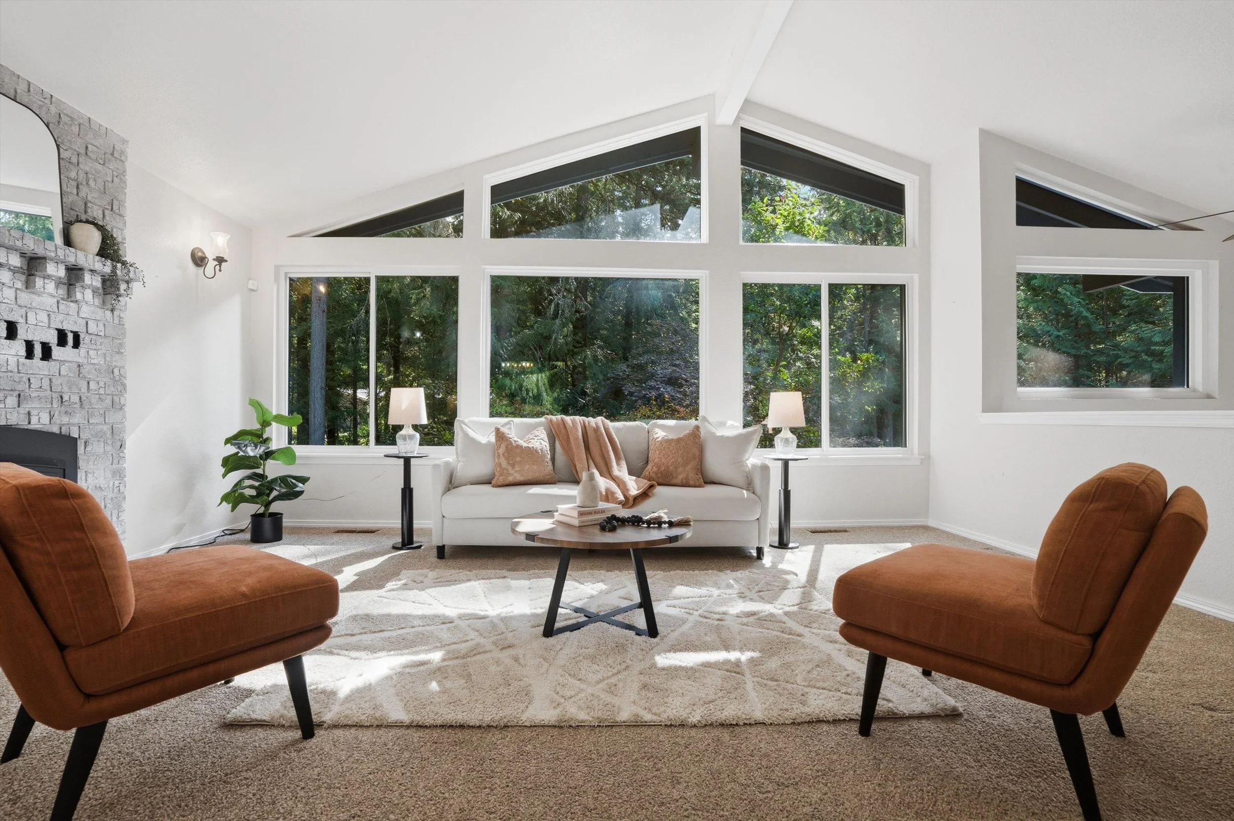 14-21121LittleRudeAve-01756.jpg