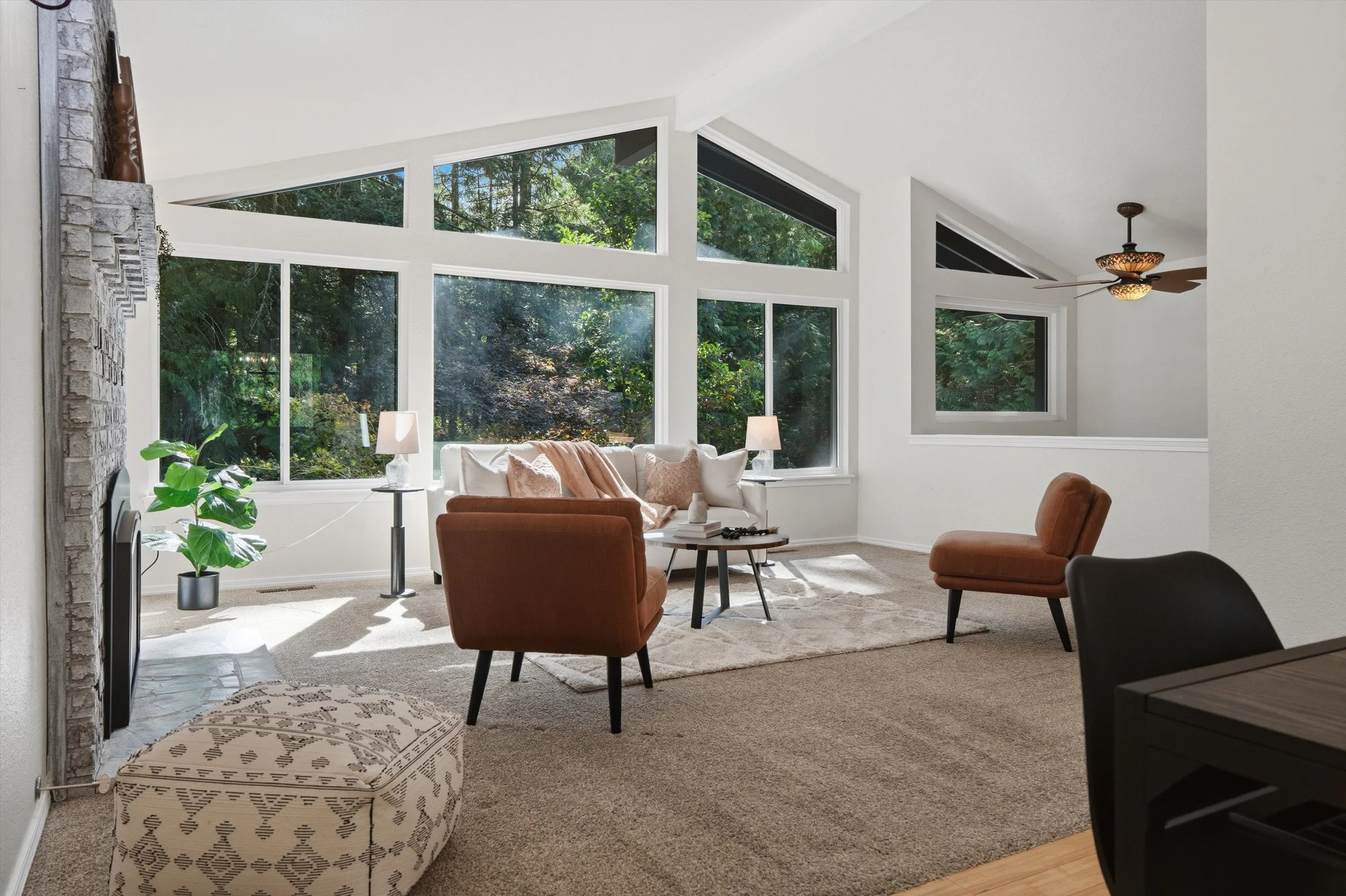 15-21121LittleRudeAve-01864.jpg
