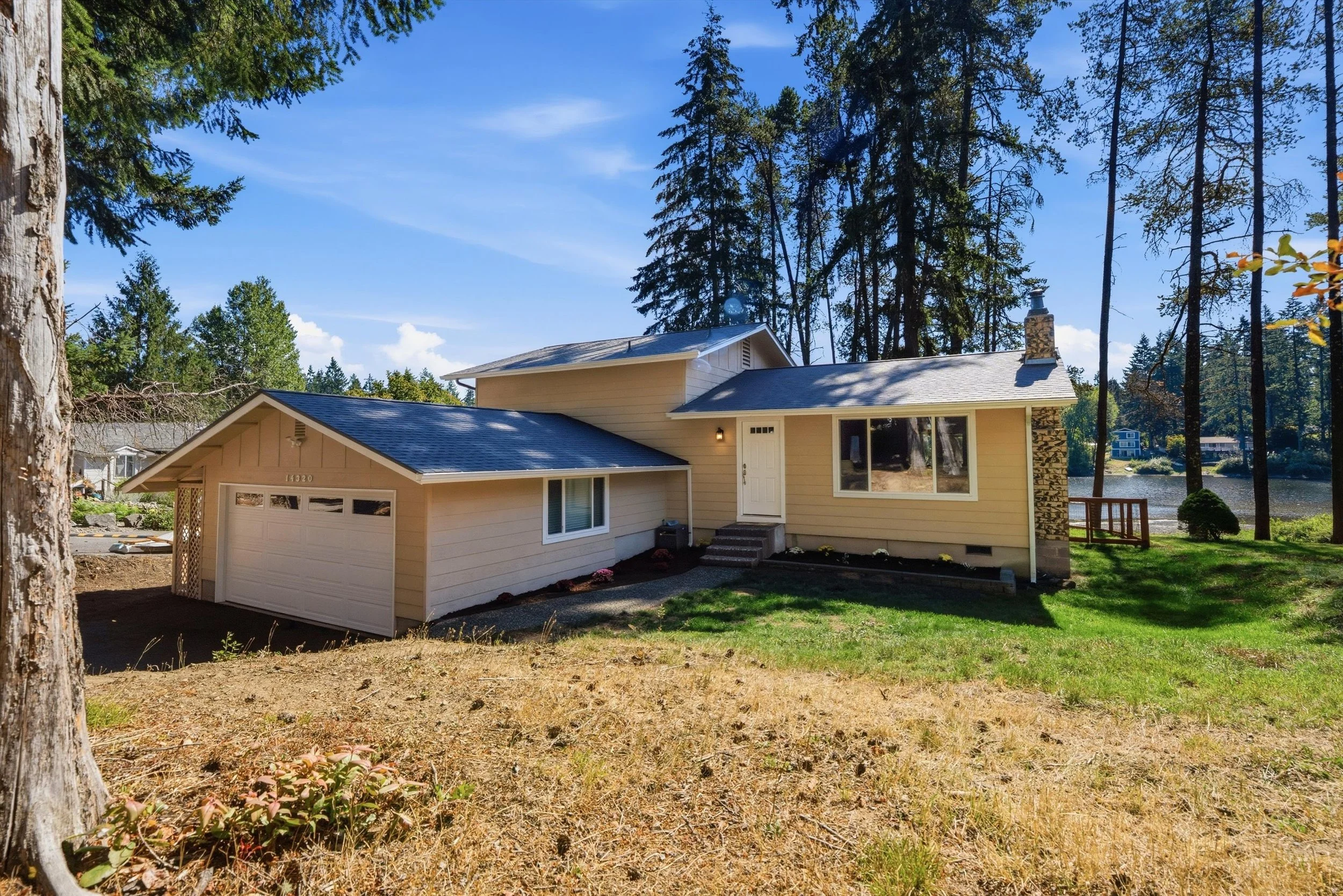 01-14320EnglewoodDrive-03664.jpg