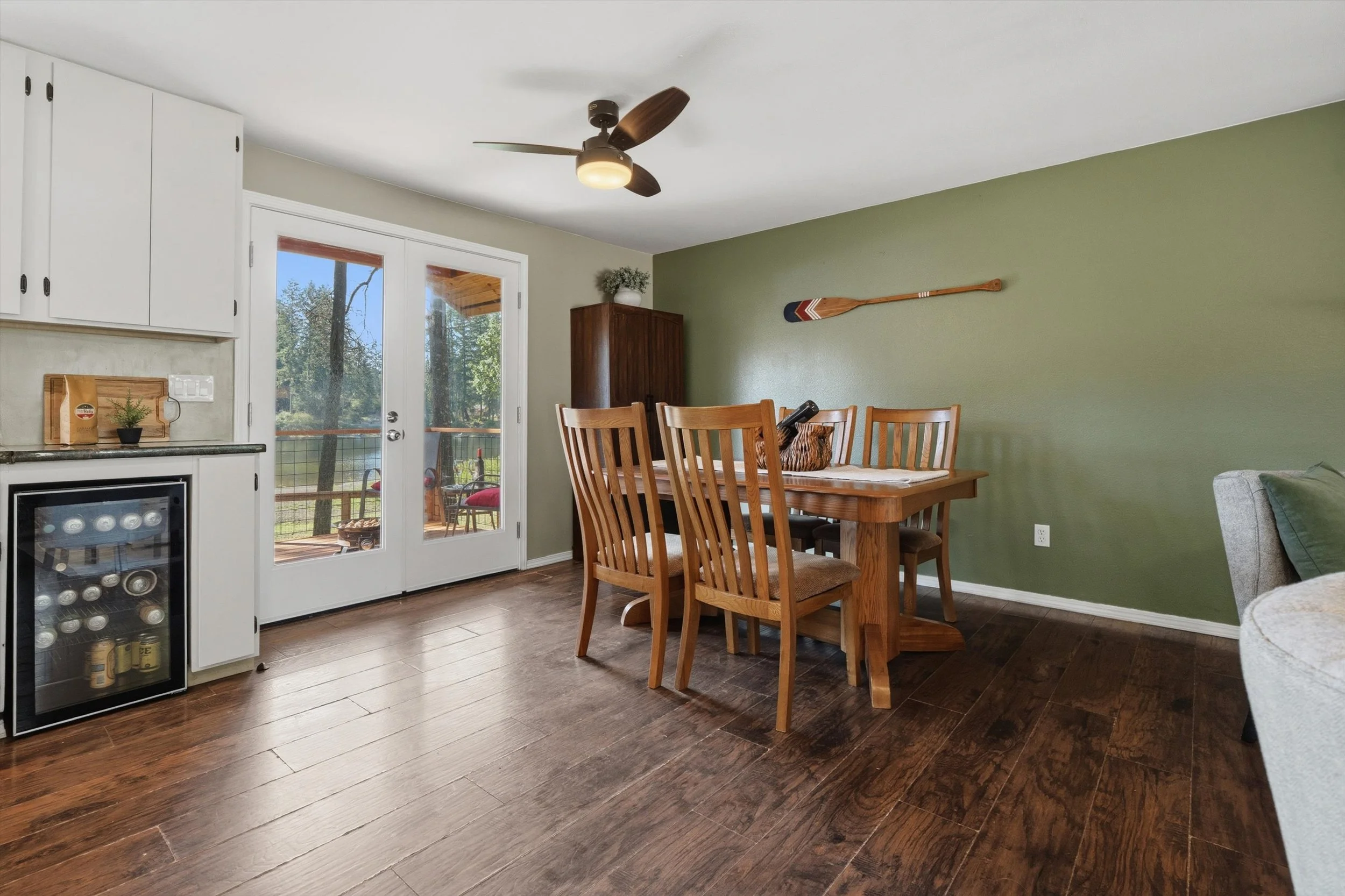 16-14320EnglewoodDrive-03550.jpg
