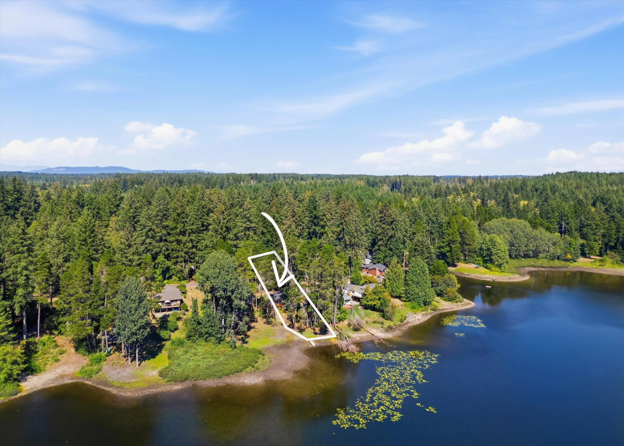 49-14320EnglewoodDrive-.jpg