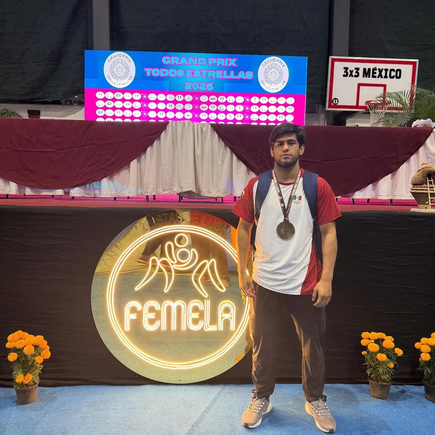 GRAND PRIX TODOS ESTRELLAS CAMPEON ☝️
-
MEXICAN NATIONAL TEAM MEMBER🇲🇽🙏🏽