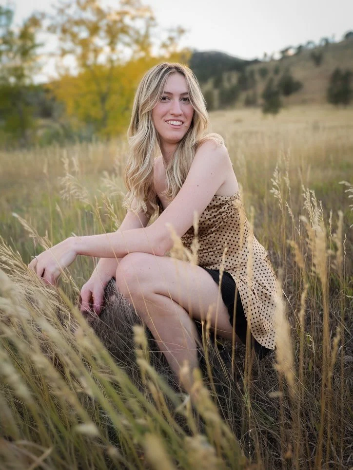 Senior photos for the sweetest pals! Did you know getting senior photos (that you took with a photographer) is the new yearbook norm? Pretty sure our yearbook had blue backdrop, school done pics of everyone&hellip; needless to say I&rsquo;m jealous o