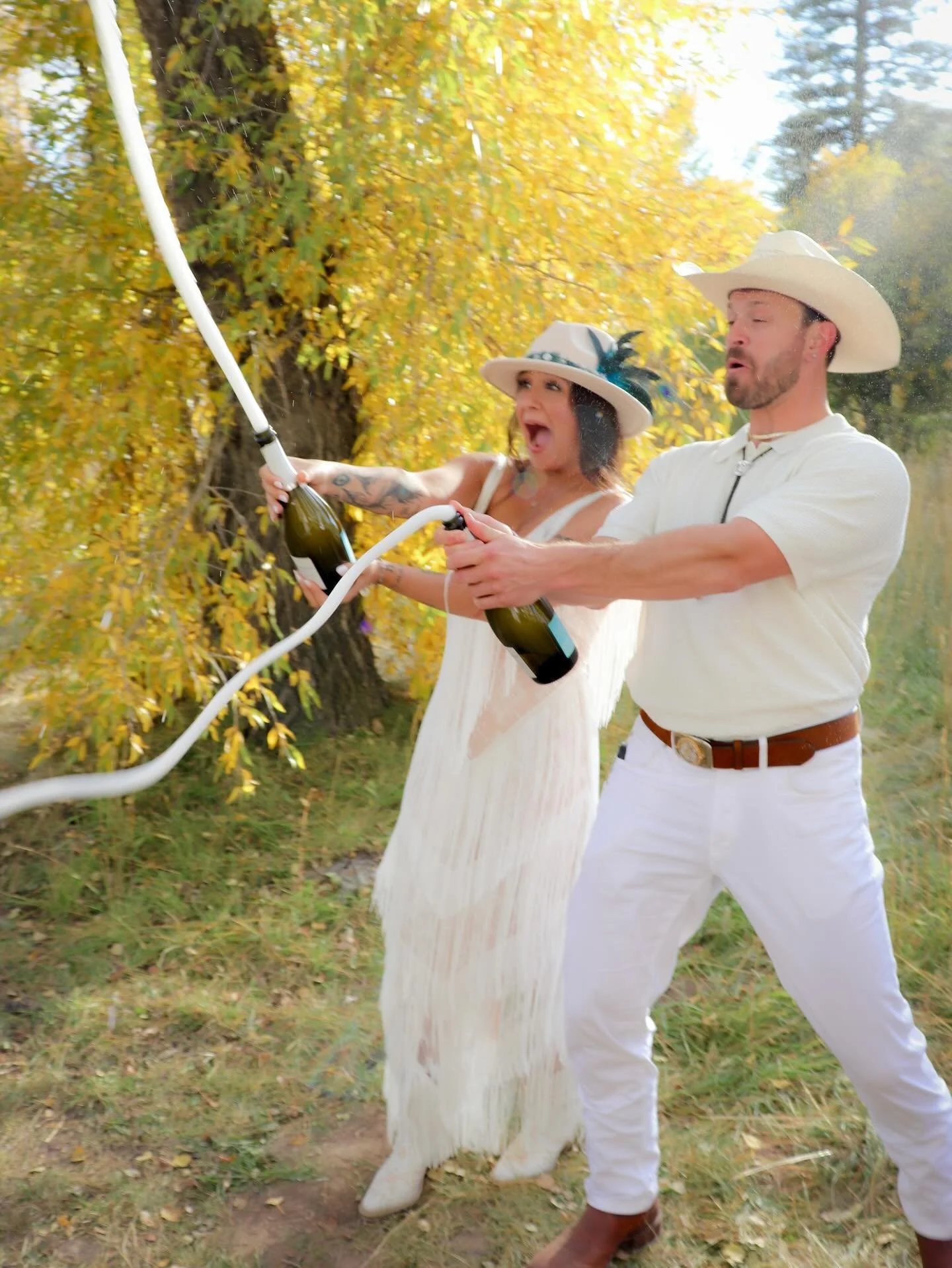 Reminiscing on the late September foliage of steamboat 🤠 and how F U N the Greenberg wedding was almost 1 year ago 💛 Happy Anniversary Reina and Mason!