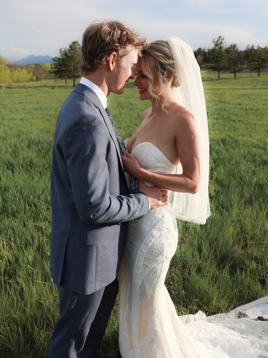 Nothing tops a Colorado golden hour 🌞 at the @yellowbarn.farm