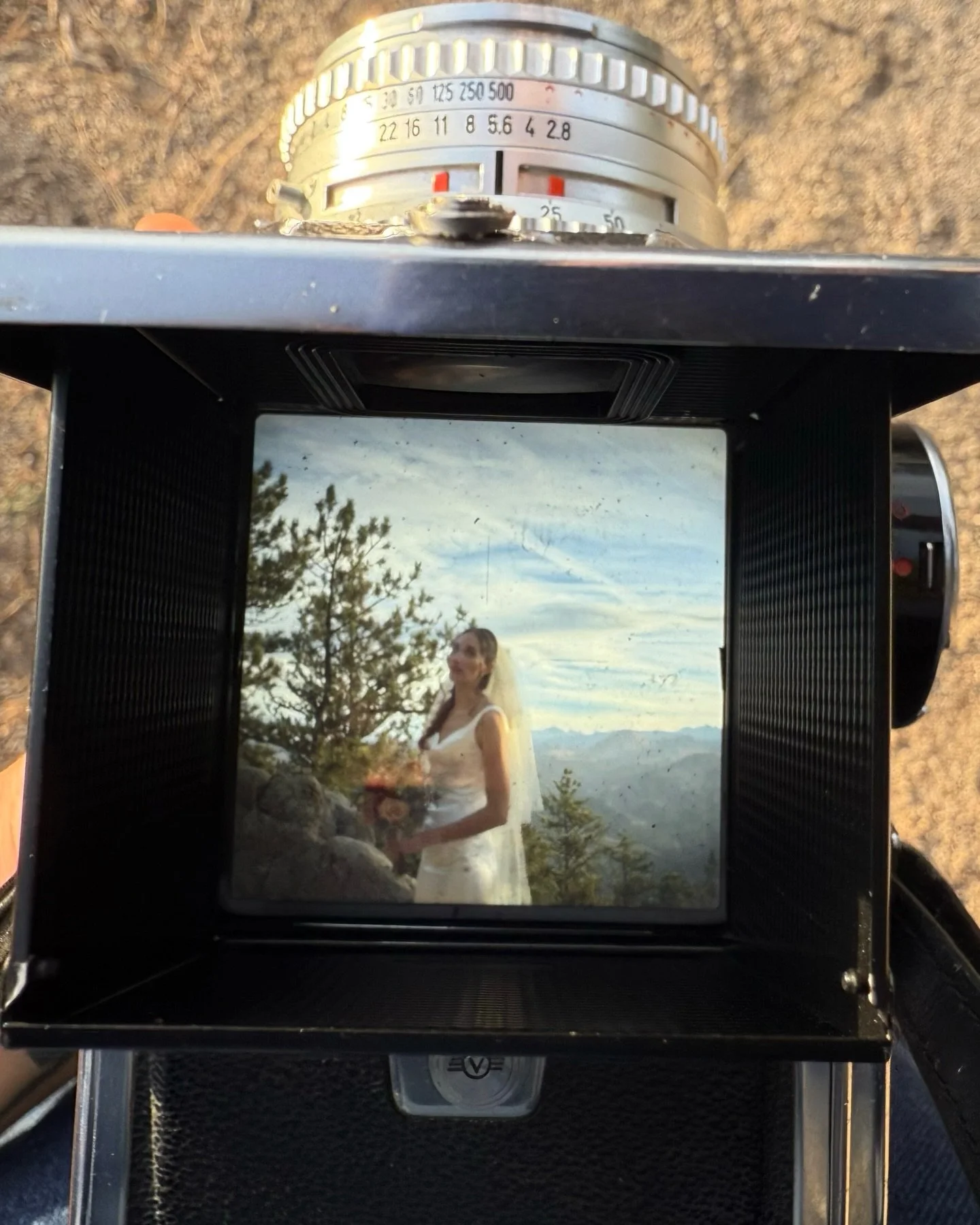 Melissa and Tony shot on medium format color film 🎞️ been loving the @hasselblad lately &hearts;️ what a privilege to shoot such an intimate and intentional wedding using such an intimate and intentional medium. 

Hair and makeup: Sister of the Brid