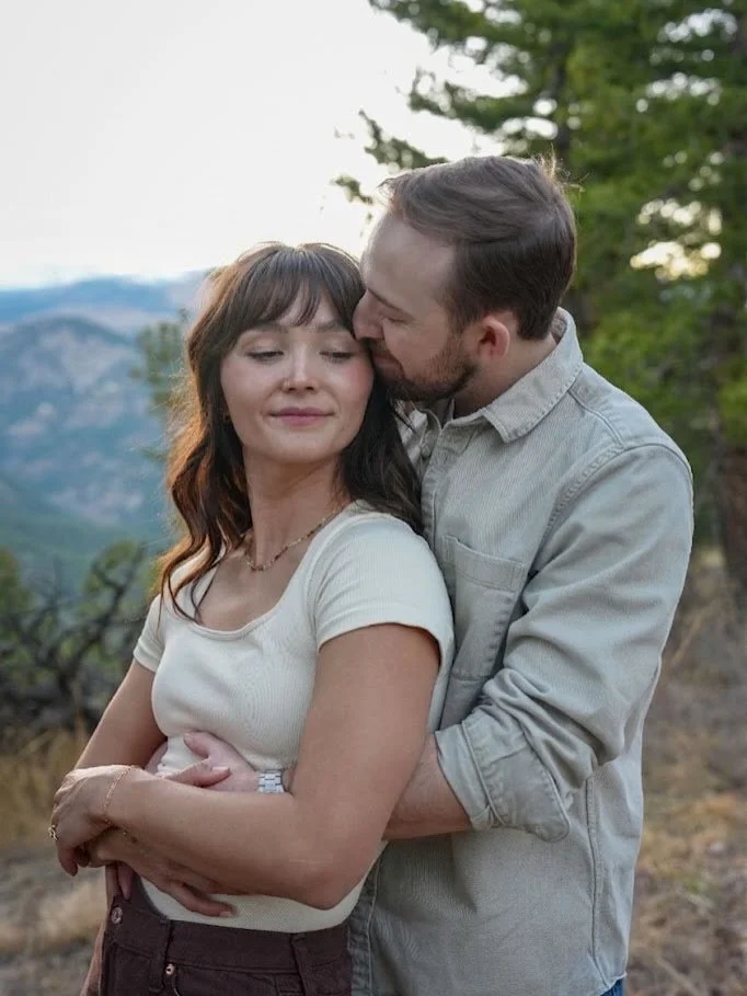 Feel lucky that my &ldquo;job&rdquo; sometimes means running around in the mountains at golden hour and celebrating two cool people being in love ✨ This engagement session with Lexi and Andy was an absolute delight 🌄 let the countdown begin for thei