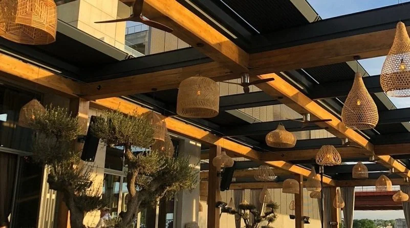 Galerija-Food-Hall-belgrade-wood-canopy.jpg