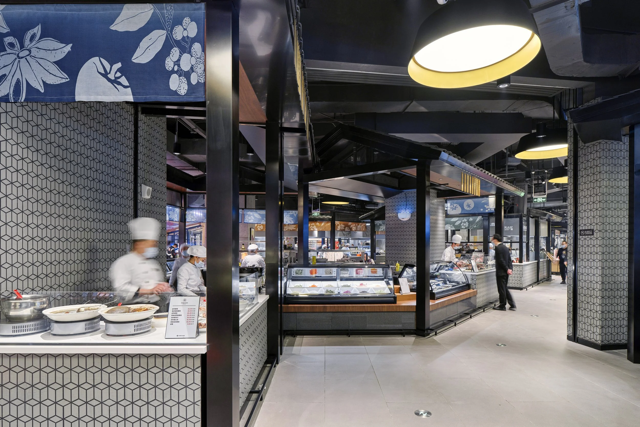 Market-food-hall-homepark-Chengdu-street-food.jpg