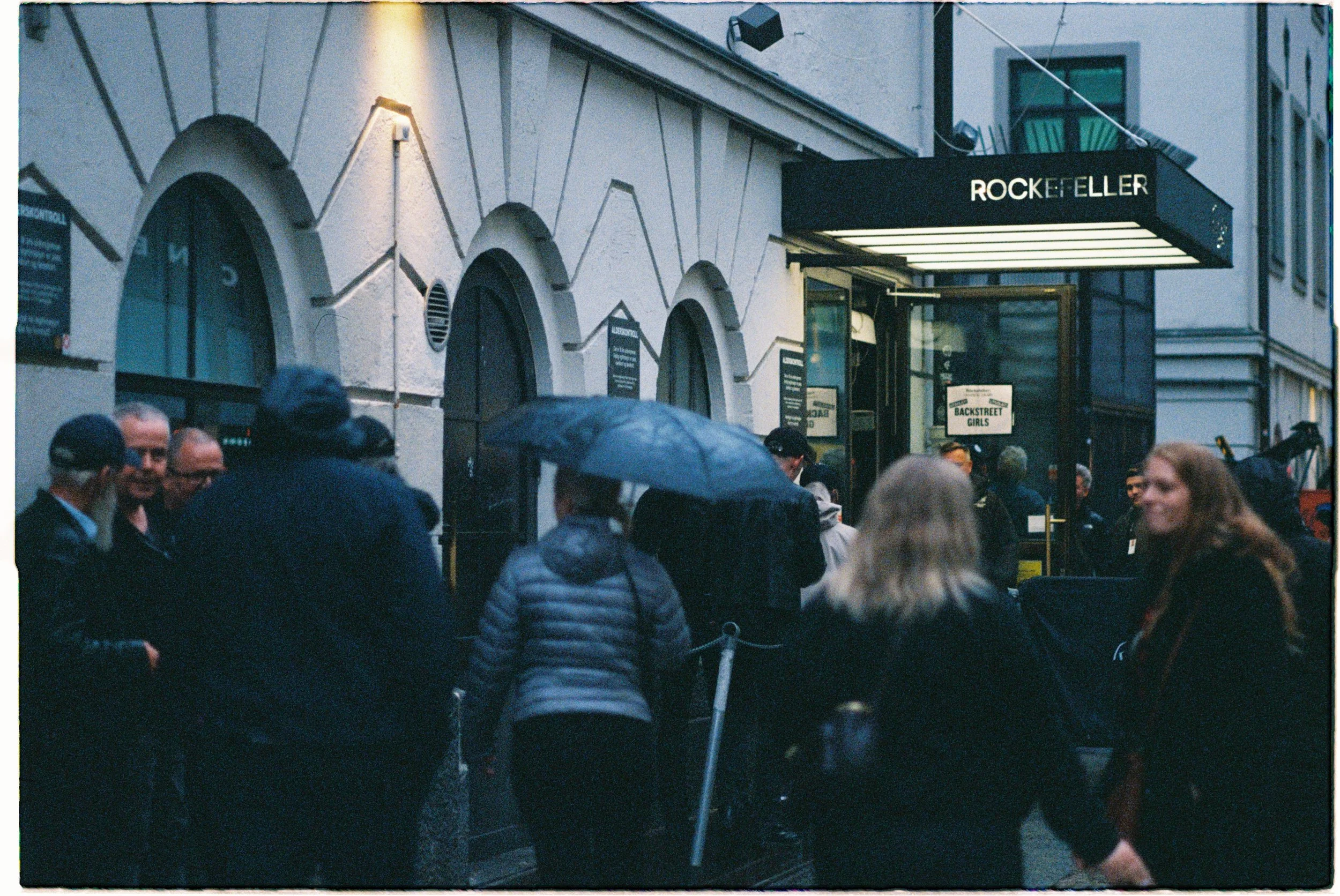 R1-04055-016A.JPG