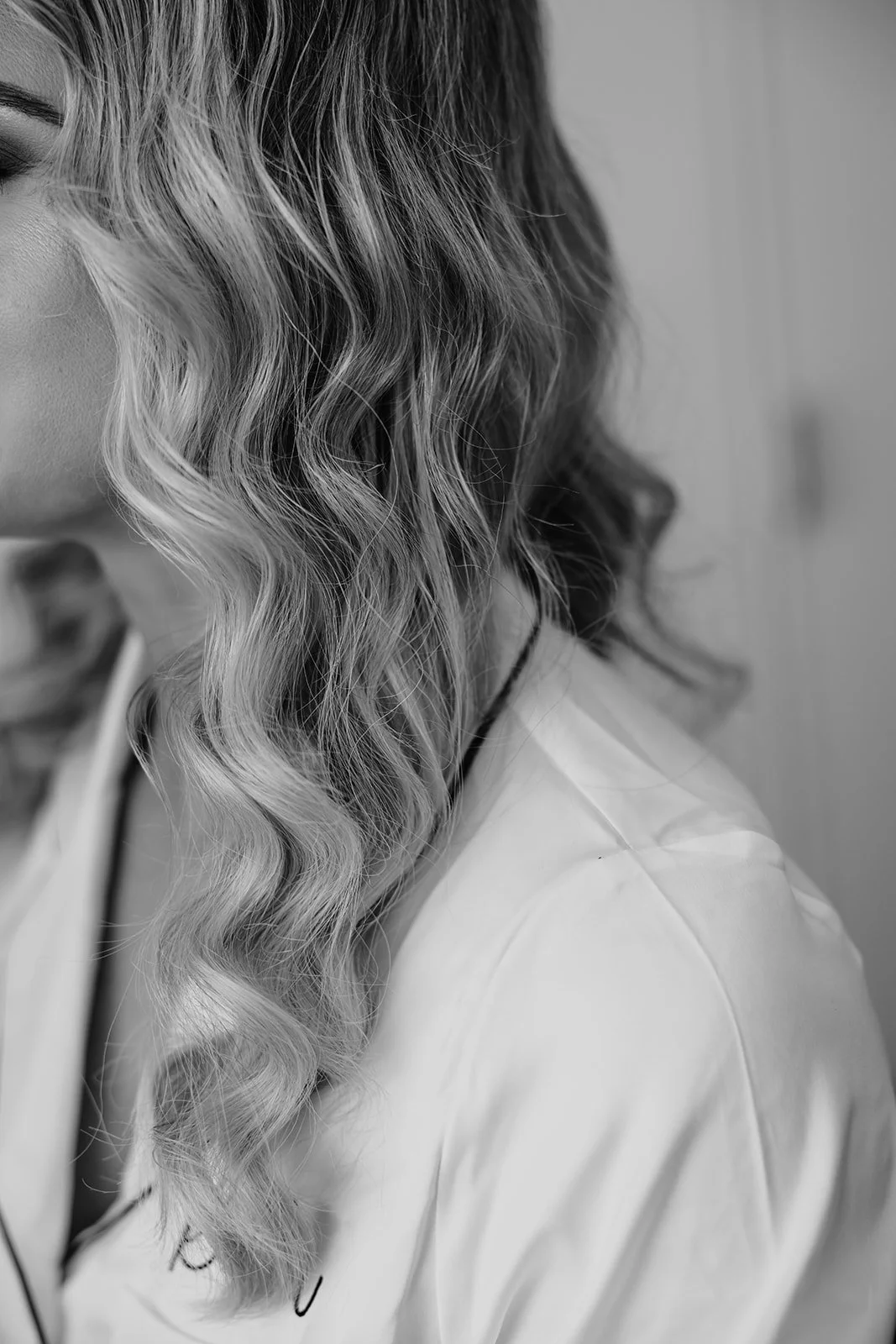 Joyful getting ready moment at Hunter Valley wedding – Nicole Butler Photography. Hunter Valley Wedding Photographer NSW - Image 20