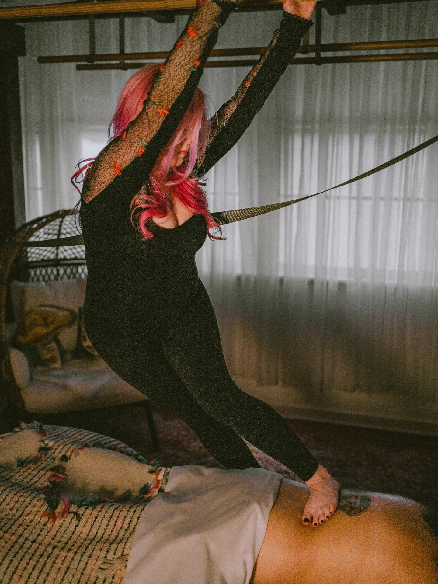 I&rsquo;m busy as a bee 🐝 this morning making pizza 🍕 homemade maple 🍁 🍨 and salted pistachio chocolate 🍫 chip cookies. 🍪 

But later today I&rsquo;ll be in studio (I&rsquo;m still on my staycation but my husband needs a spa day 🤣) making some