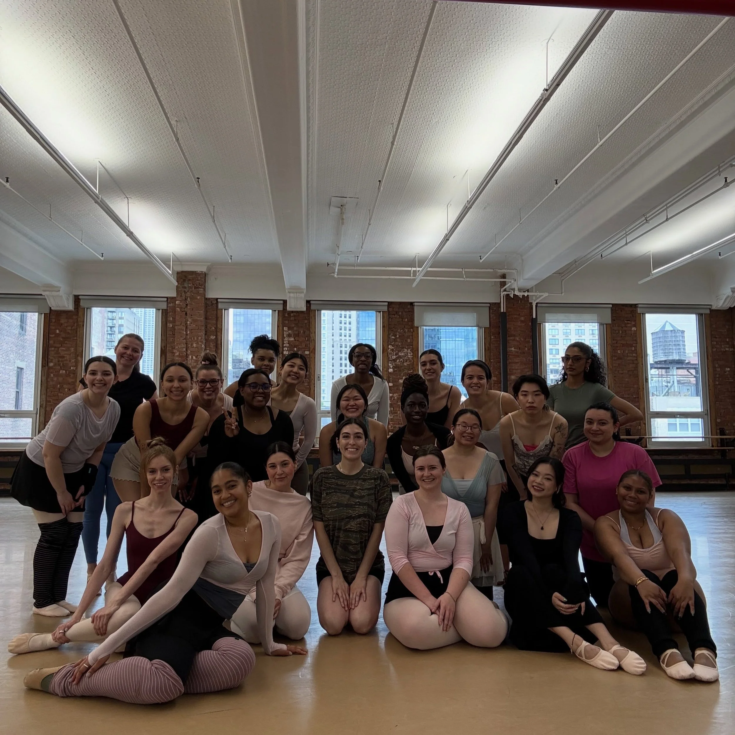 saturday drop in classes ✨✨💖 #balletbyb