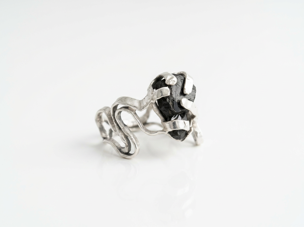 Morning Ribbon Ring with Pounamu