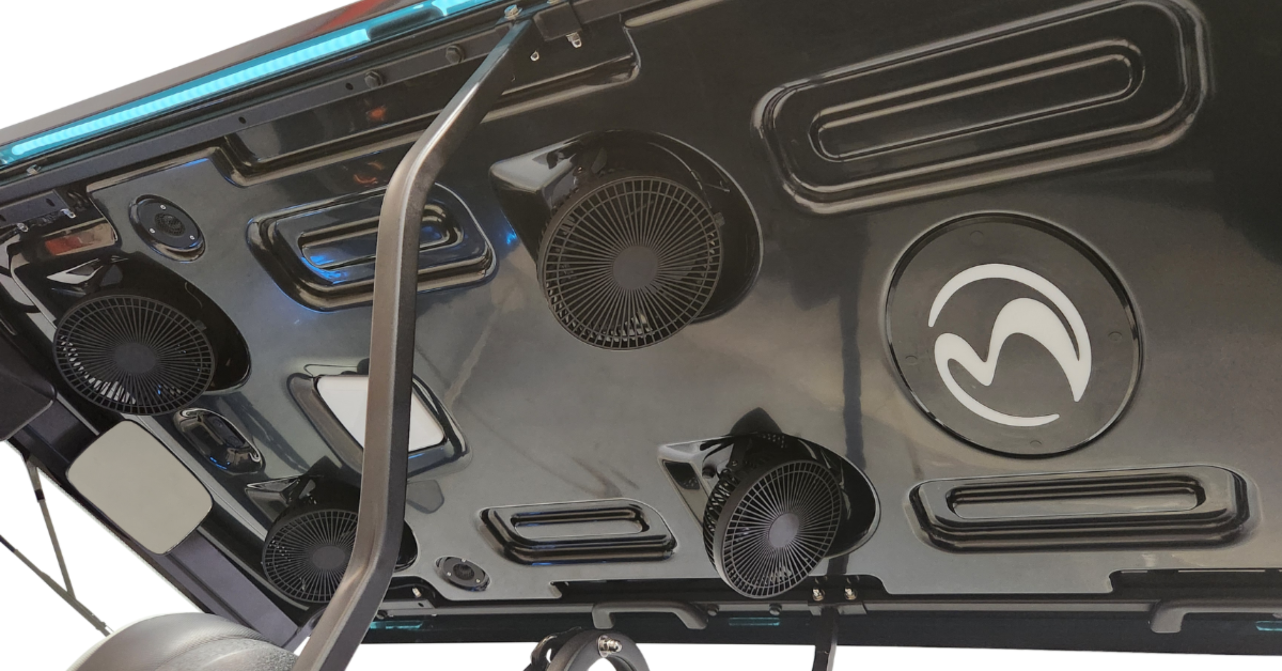 bintelli 4 seater with fan.png