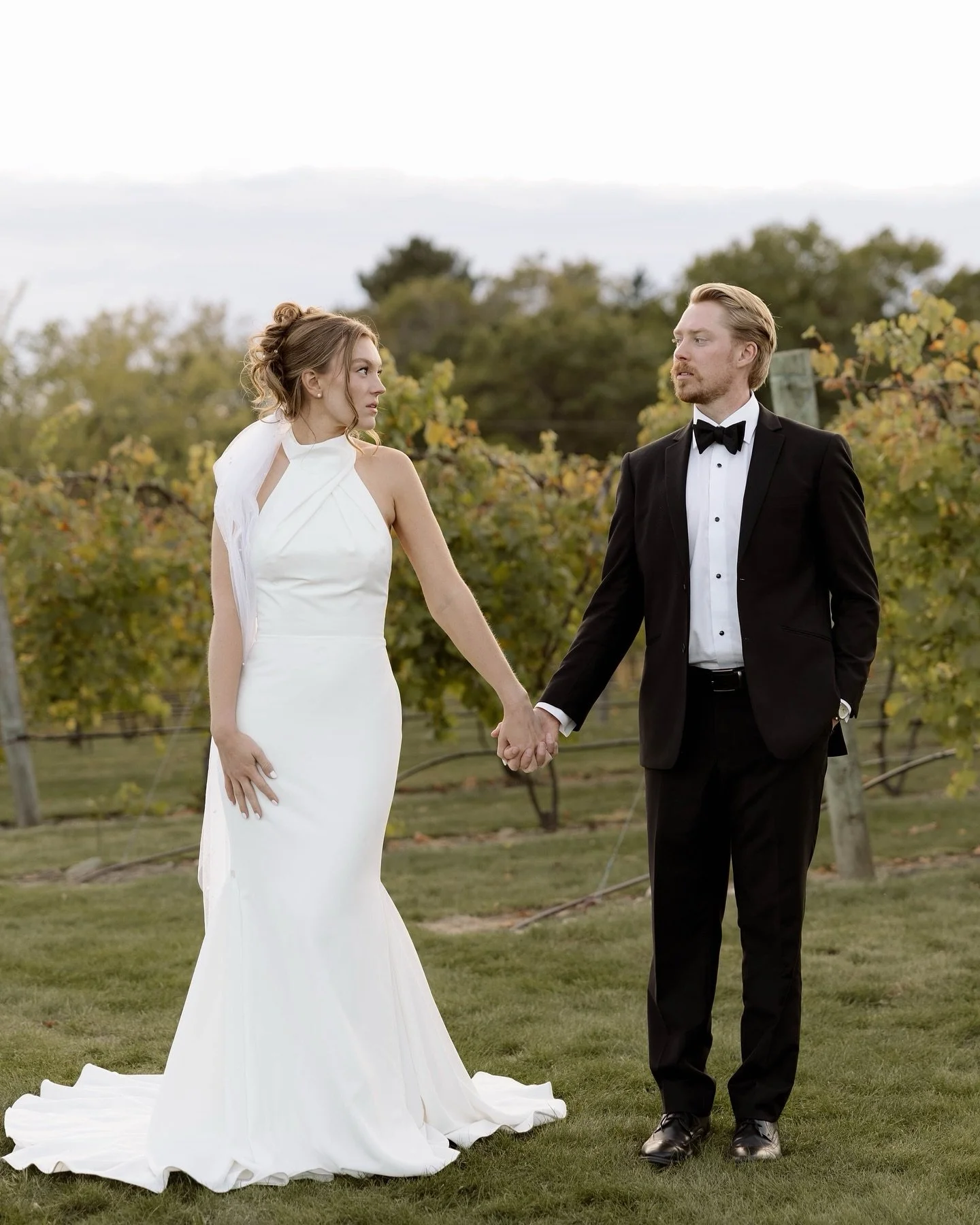 I would share them all if I could but here are just a few pictures of Courtney &amp; Mike&rsquo;s most incredible day!!

#mnweddingphotographer #centralmnphotographer