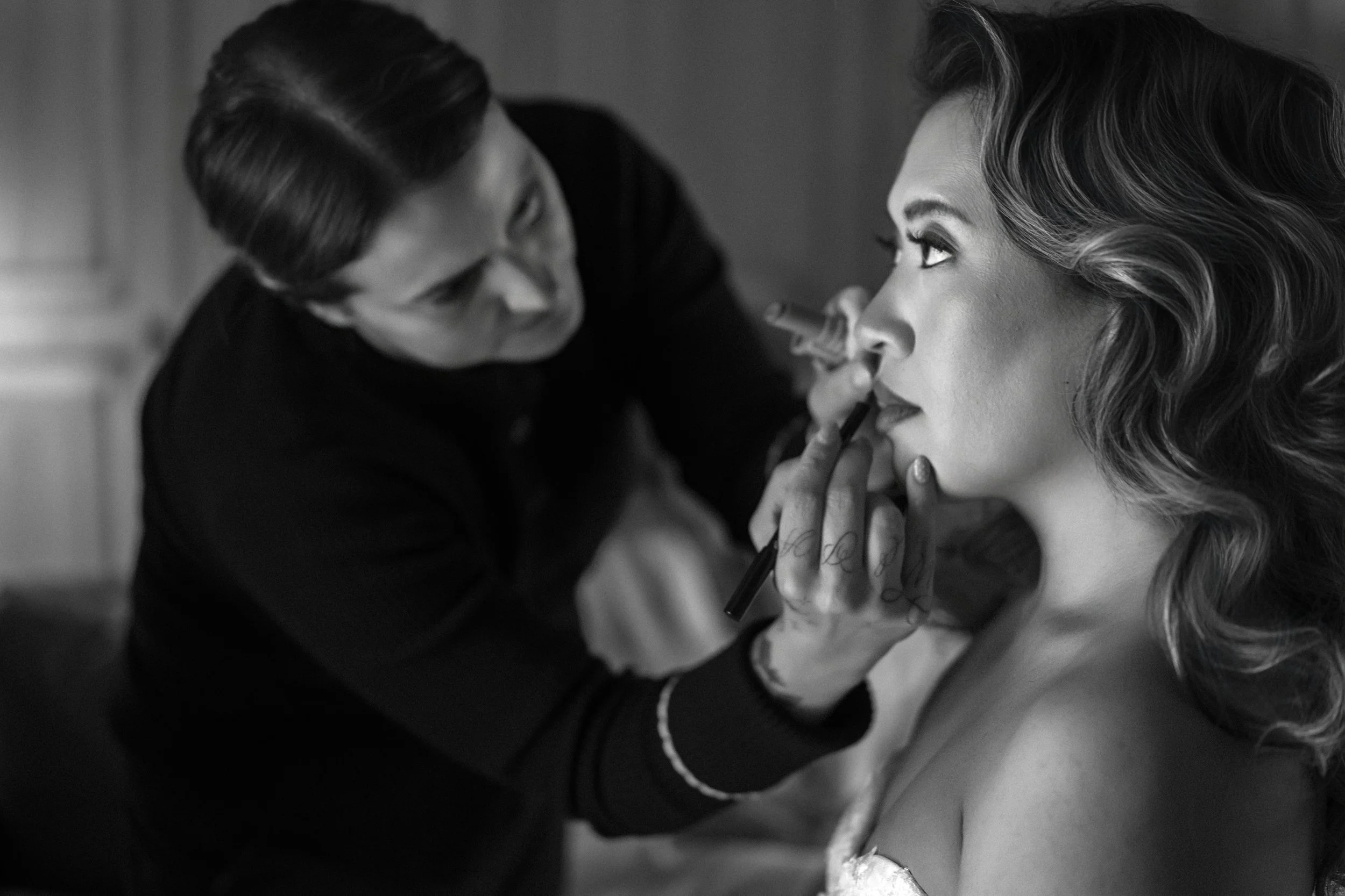 Virginia Diez is a Puerto Rico makeup artist known for refined, skin-first artistry that enhances a client’s natural features while maintaining a polished, elevated finish.