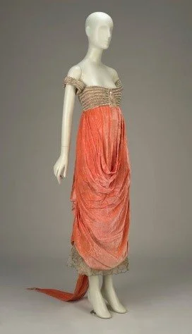 The Bard Graduate Center Gallery Curated Tour of: Goddesses in the Machine: &nbsp;Fashion in American Silent Film - HCUND Coordinator: Joanne Myers