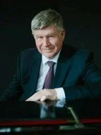Ian Hobson Piano Concert:&nbsp;Schubert-Rachmaninoff Series:&nbsp;Sonatas, Small and Great - HCUND Coordinator: Brigitte Roepke