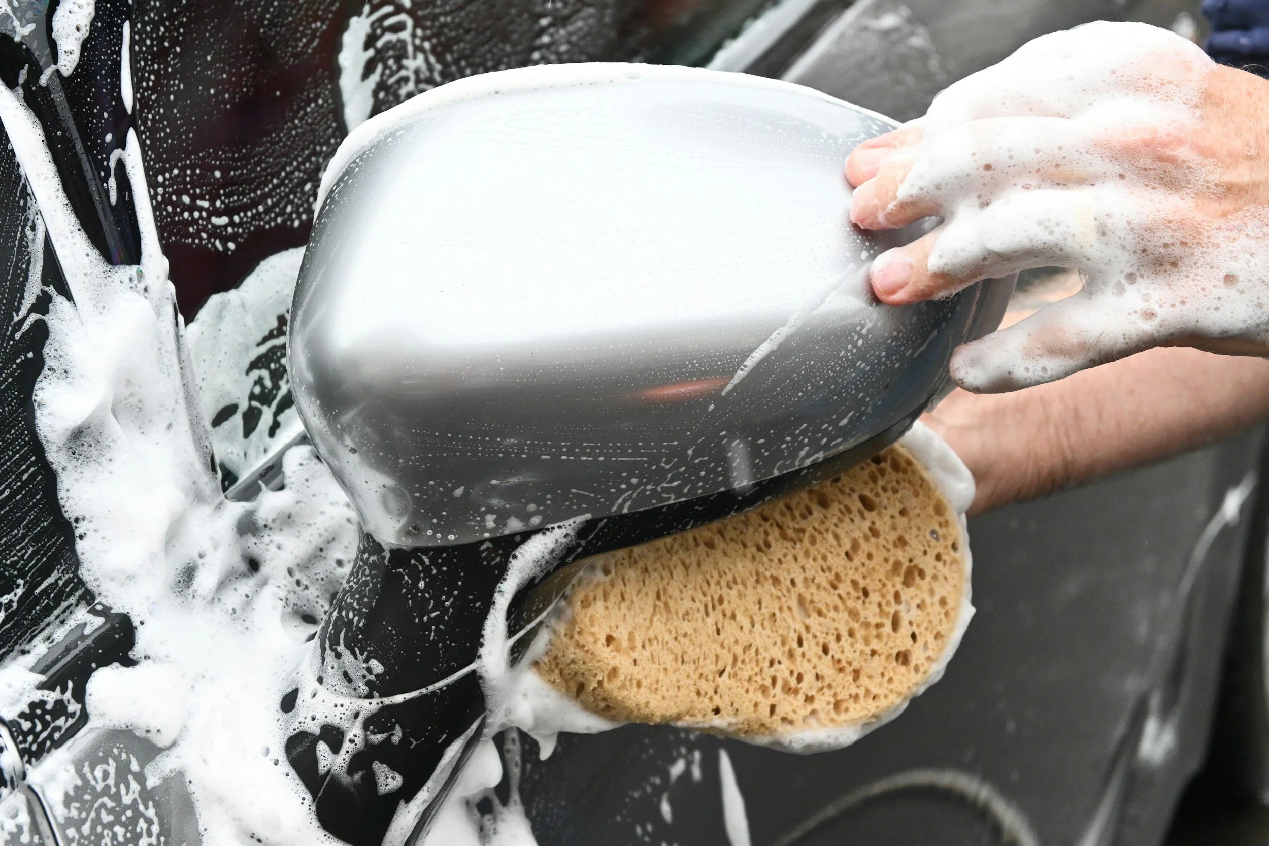 7 Common Auto Detailing Mistakes to Avoid (DIY Guide)