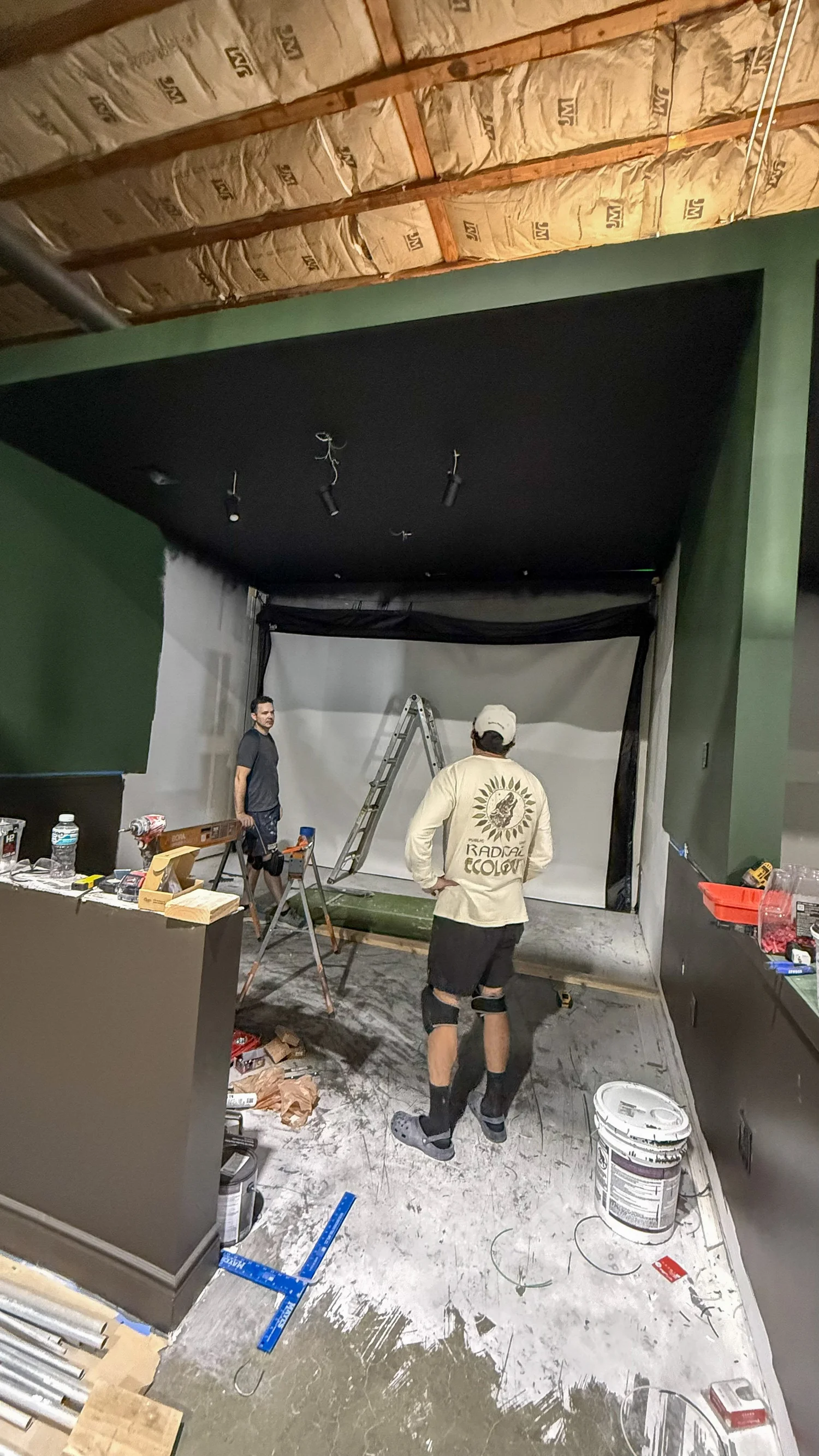 Installing the screens