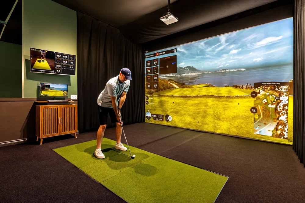 Trackman iO simulator bay at That'll Play