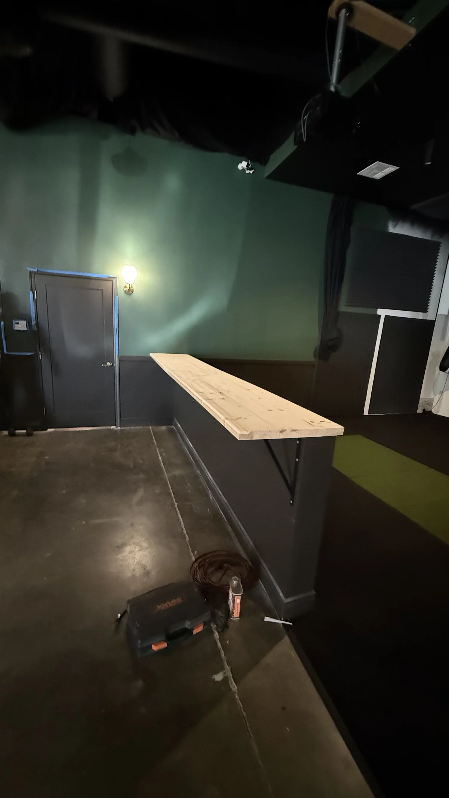 Counter installation