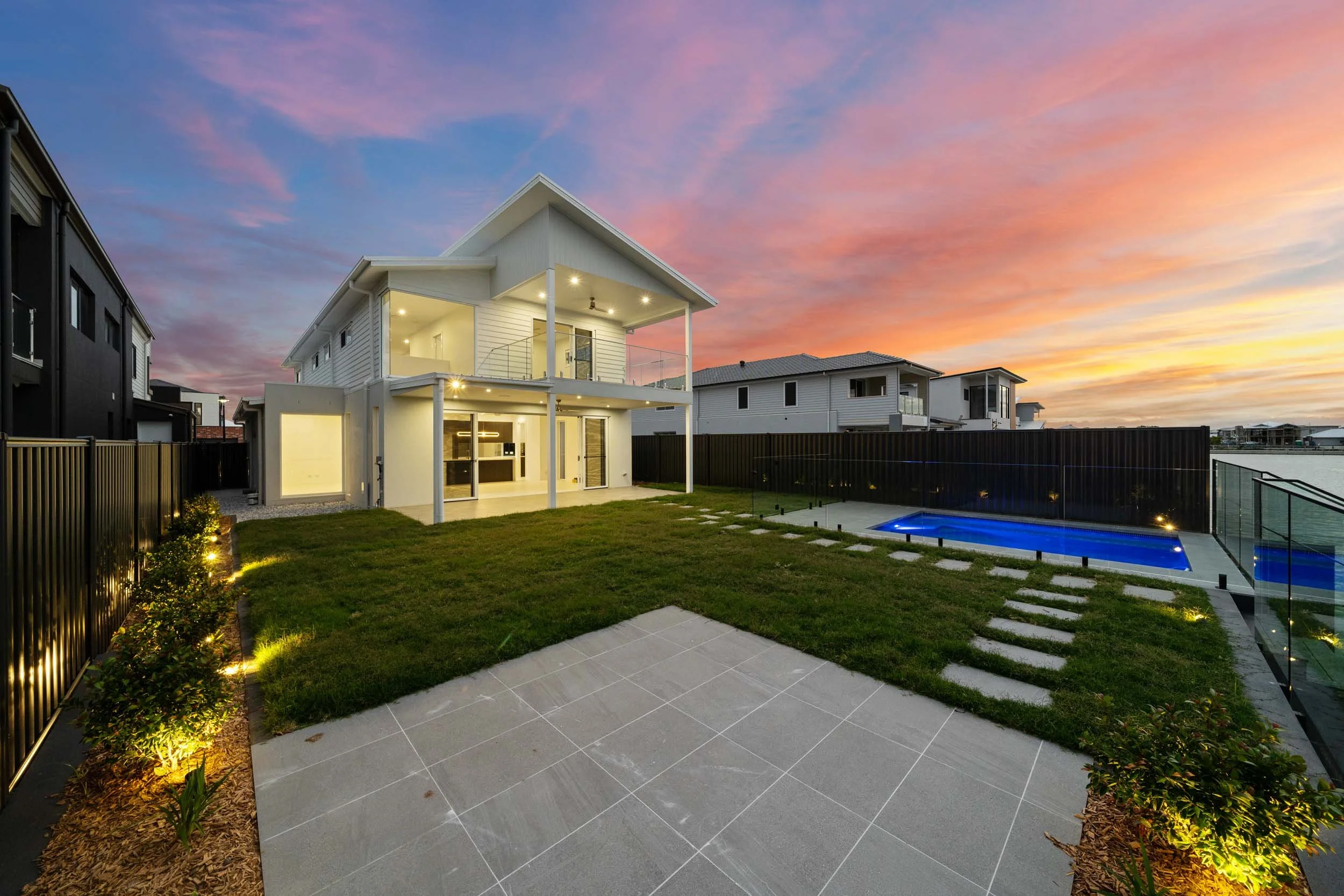 LOW RES 93 Aqua Street Newport 2023 TWILIGHT SHOOT 13.jpg