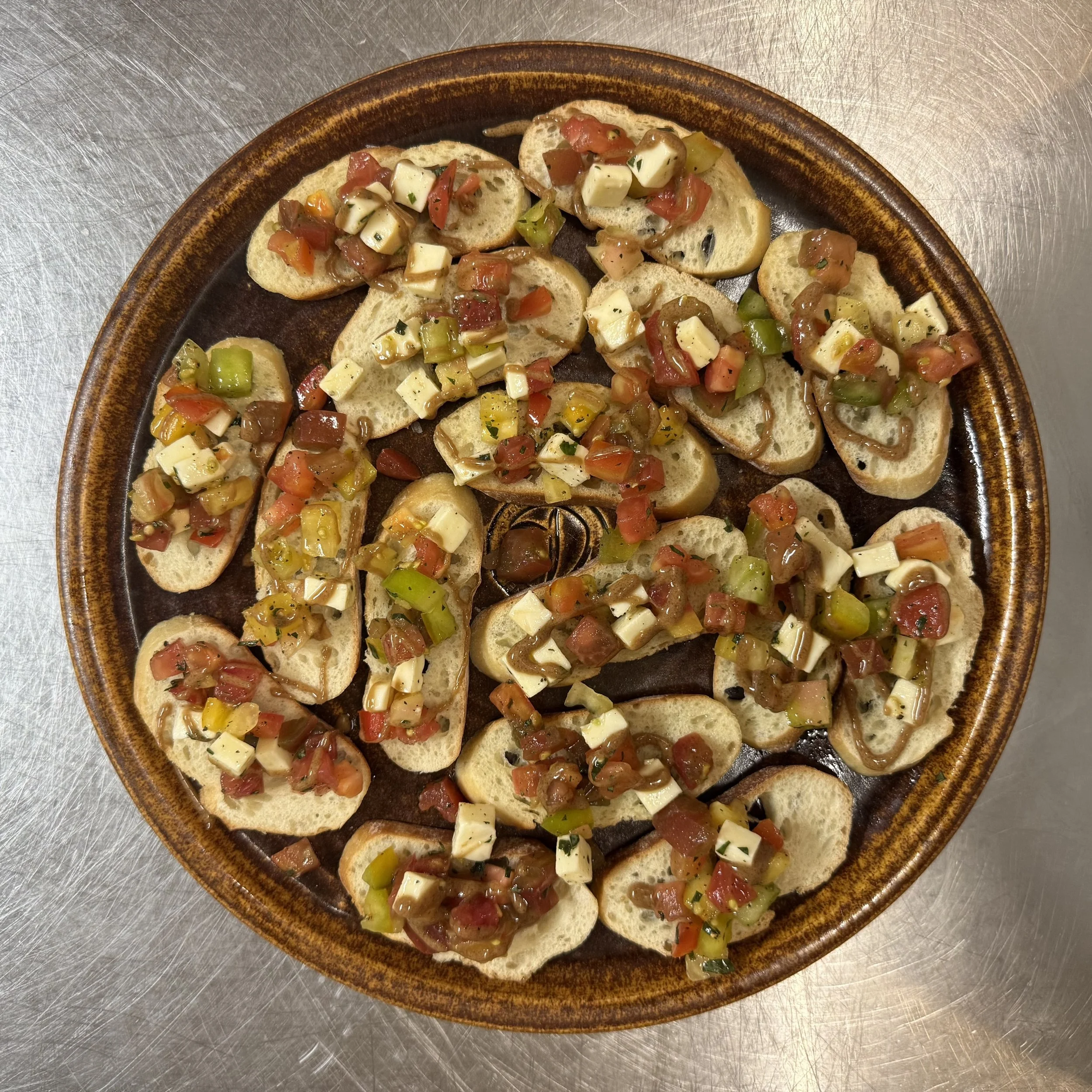 SMOKED MOZZARELLA CROSTINI