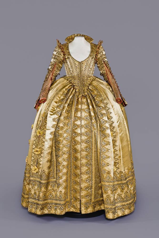 ceremonial-dress-skd-front.jpg