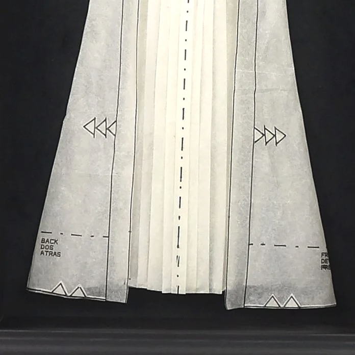 BW%2BDeco%2BDress%2B3%2B%25282%2529.png