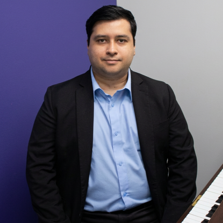 hugo+piano.png