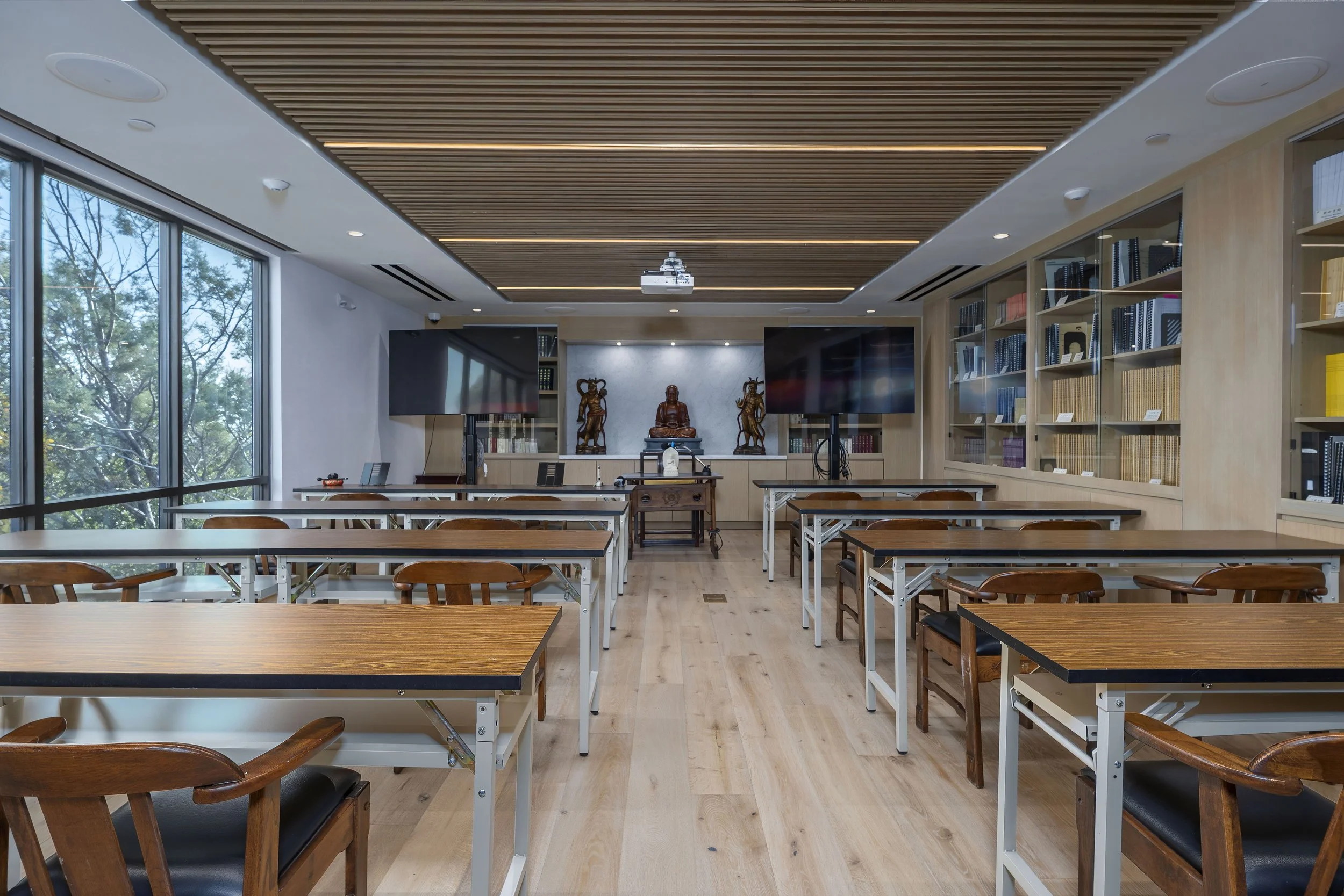 DSC05685-HDR copy-topaz-sharpen.jpeg