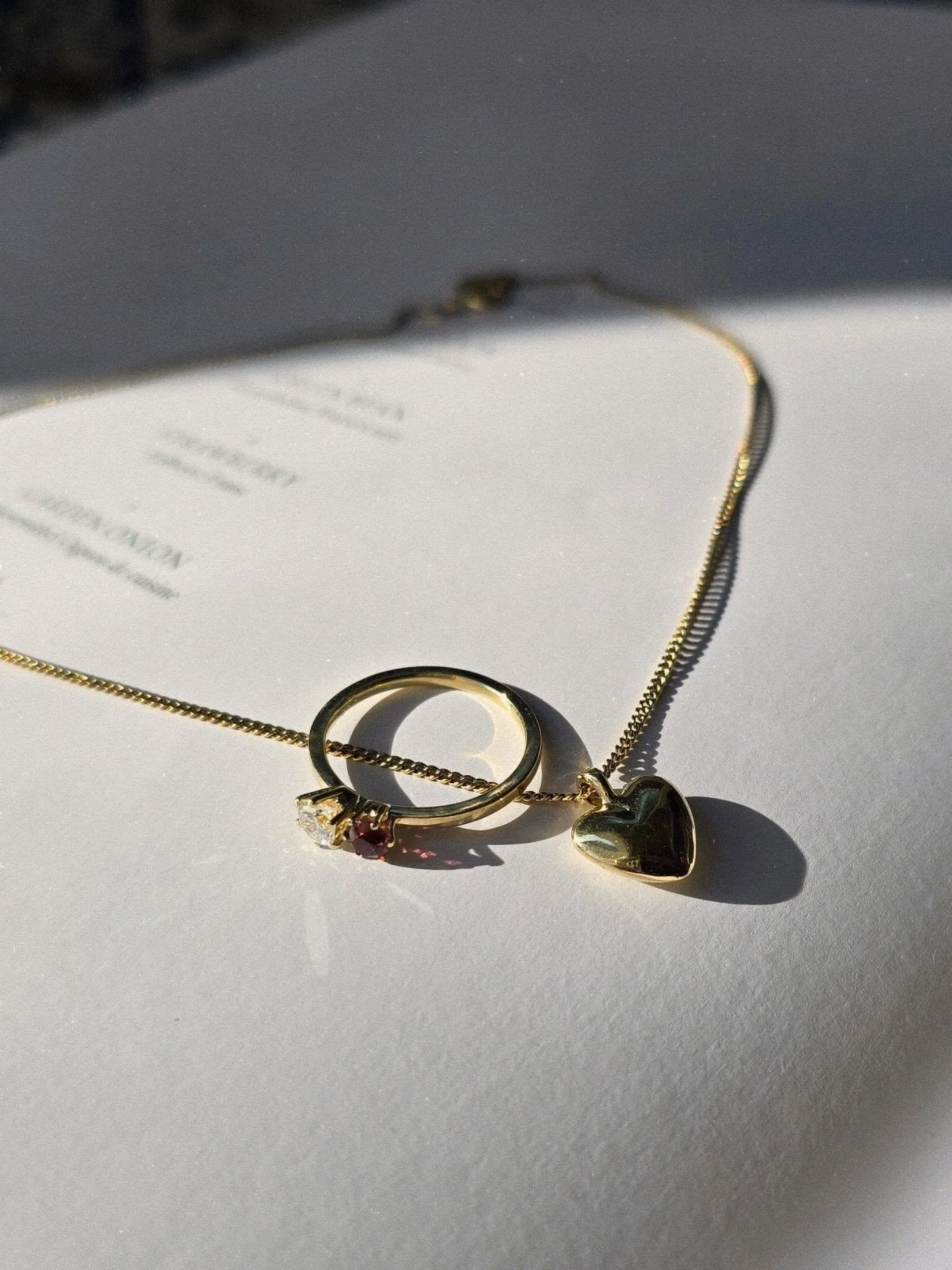 Aus alt mach neu 🤍
.
.
.
#upcycling #handmade #jewellery #ausaltmachneu #schmuck