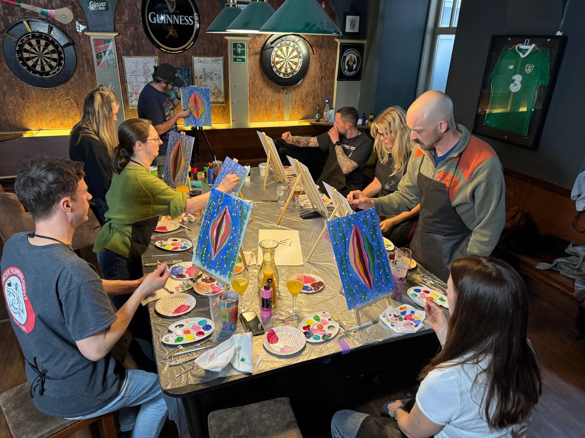 students-painting-at-art-class-vienna-workshop