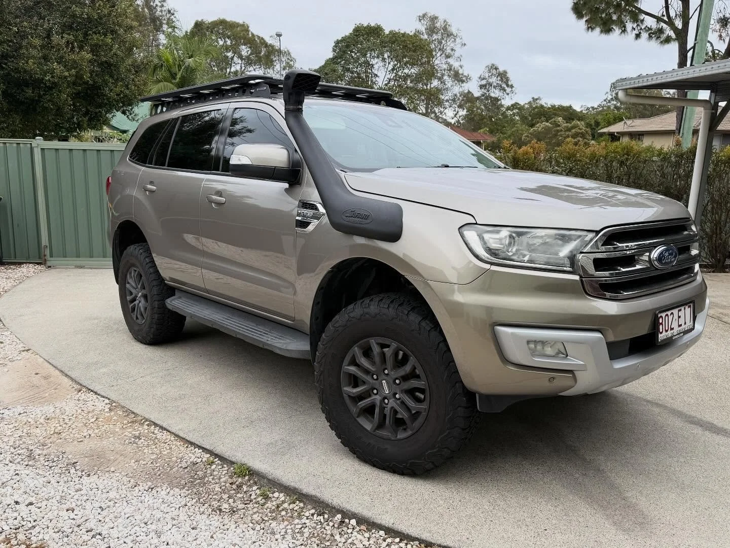 Gold package detail on this Ford Everest in Darra