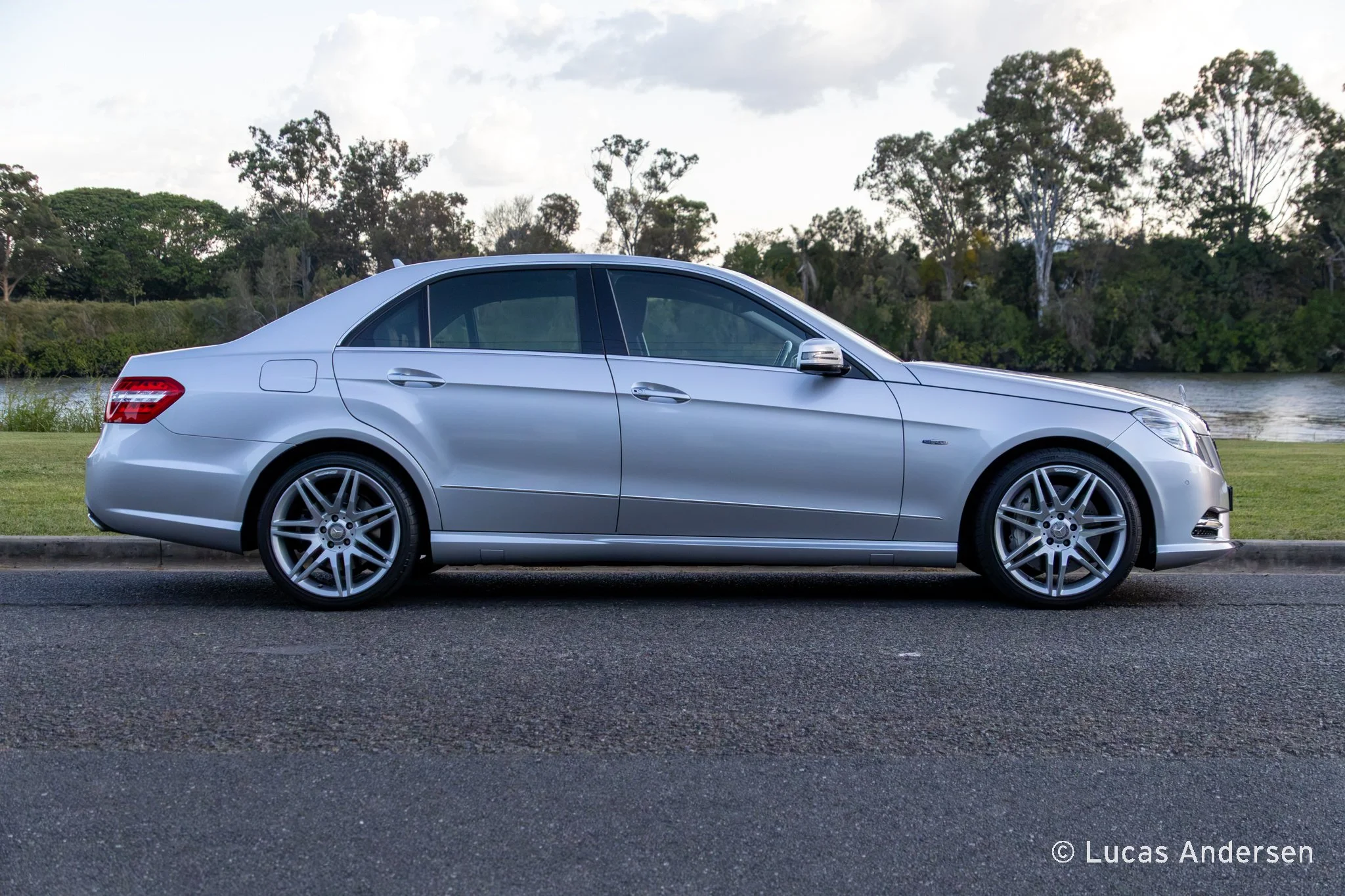 Mercedes-Benz E 500 detailed earlier this week. ✨

A very specially optioned and particularly rare example, with very few Australian-delivered W212s featuring the 4.7L twin-turbo M278 V8.

Understated, luxurious and seriously quick &mdash; a proper V