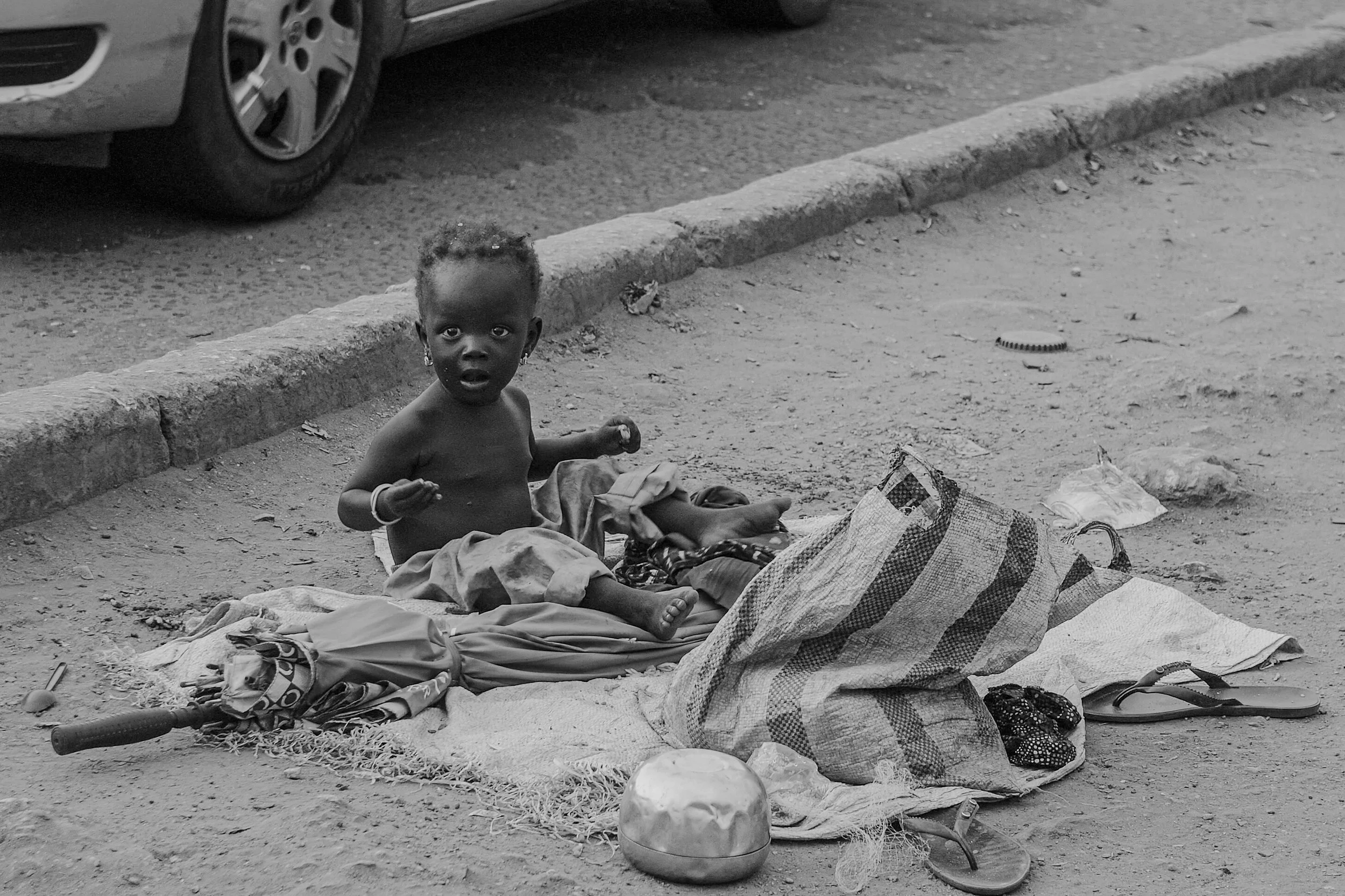 Sidy Badji udkast 24 (English Subtitles).00_18_44_23.Still017.jpg